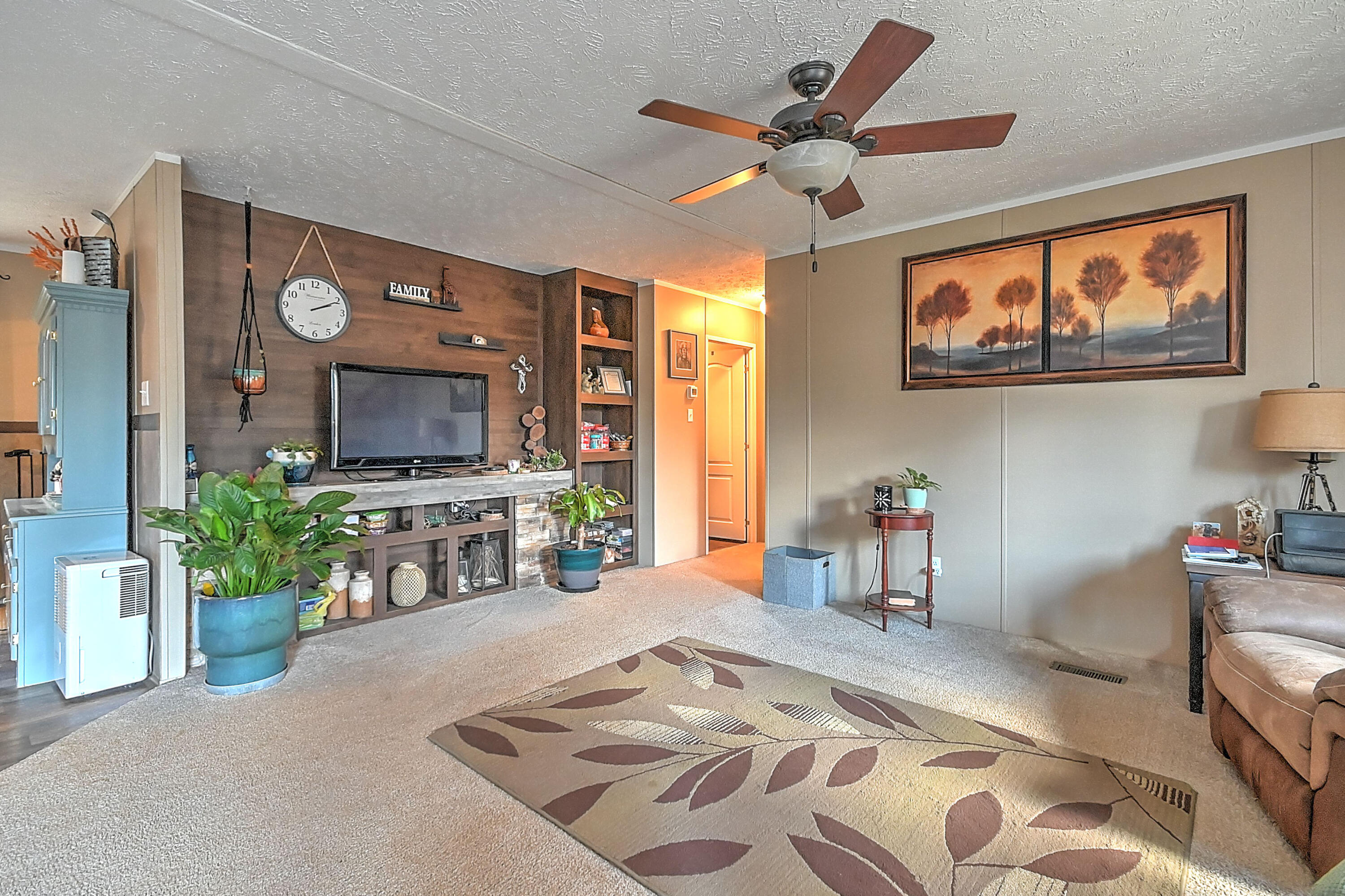 142 Meadow Lark Lane
