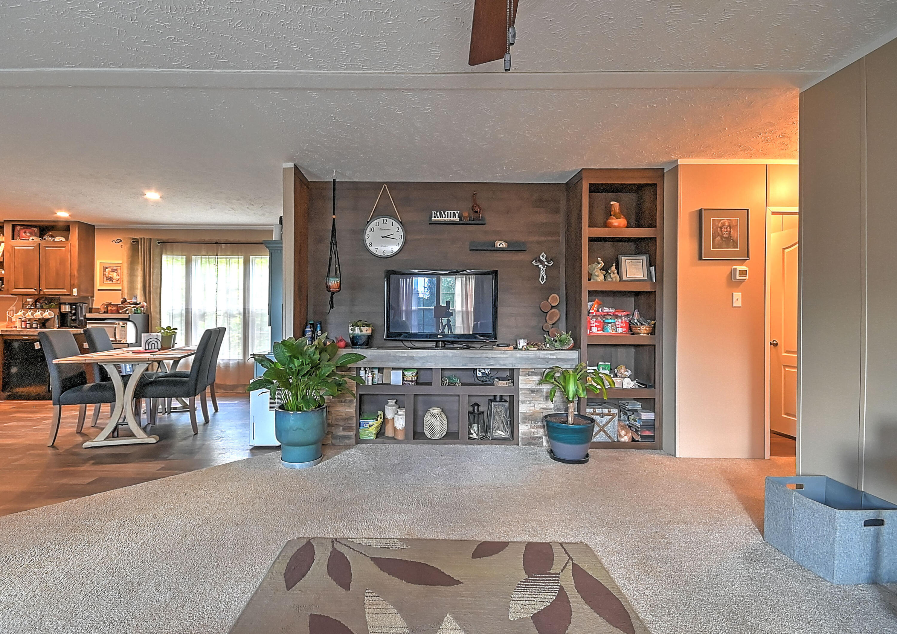 142 Meadow Lark Lane