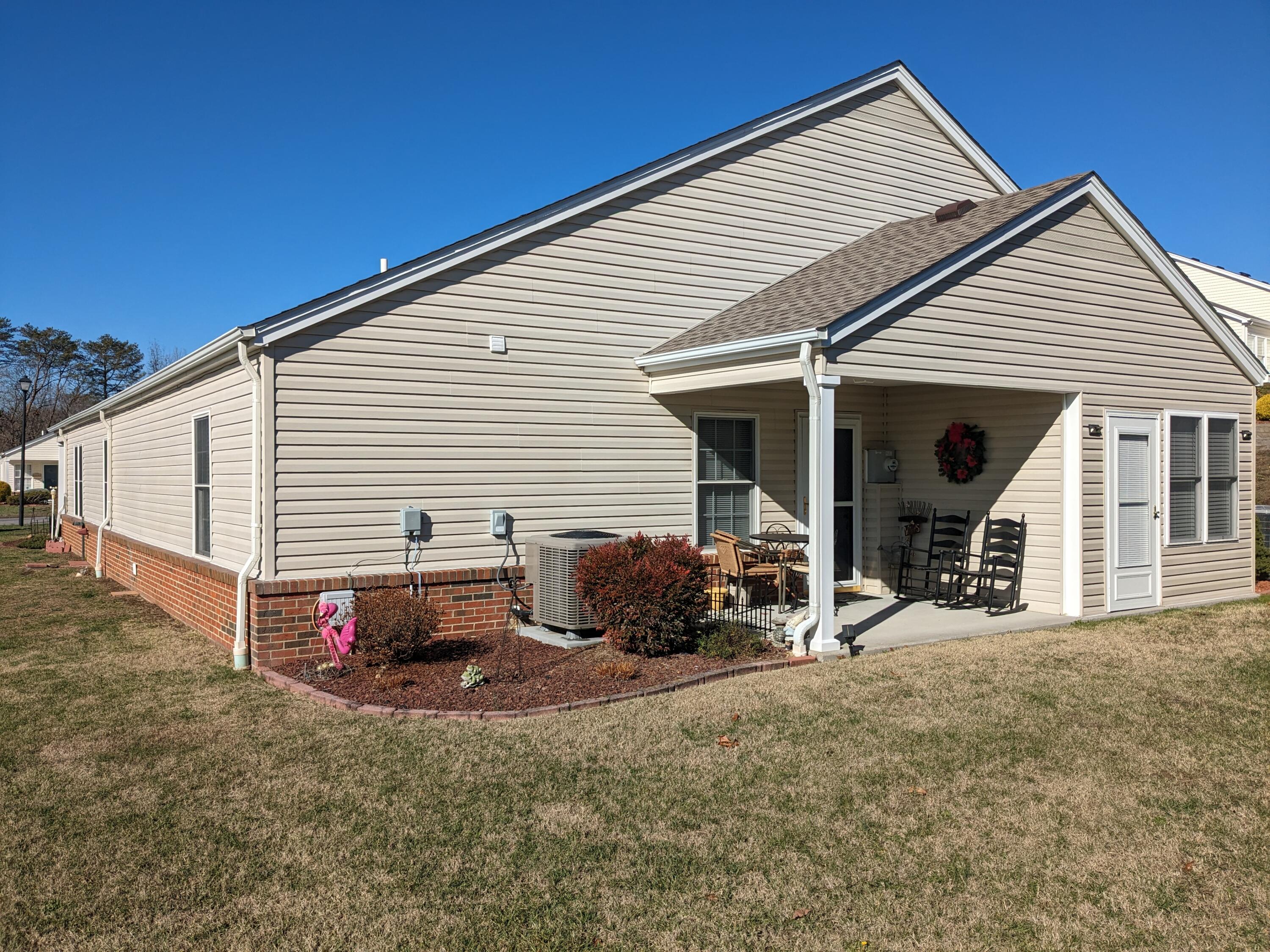 1407 Lodge Pine Walk, 1407
