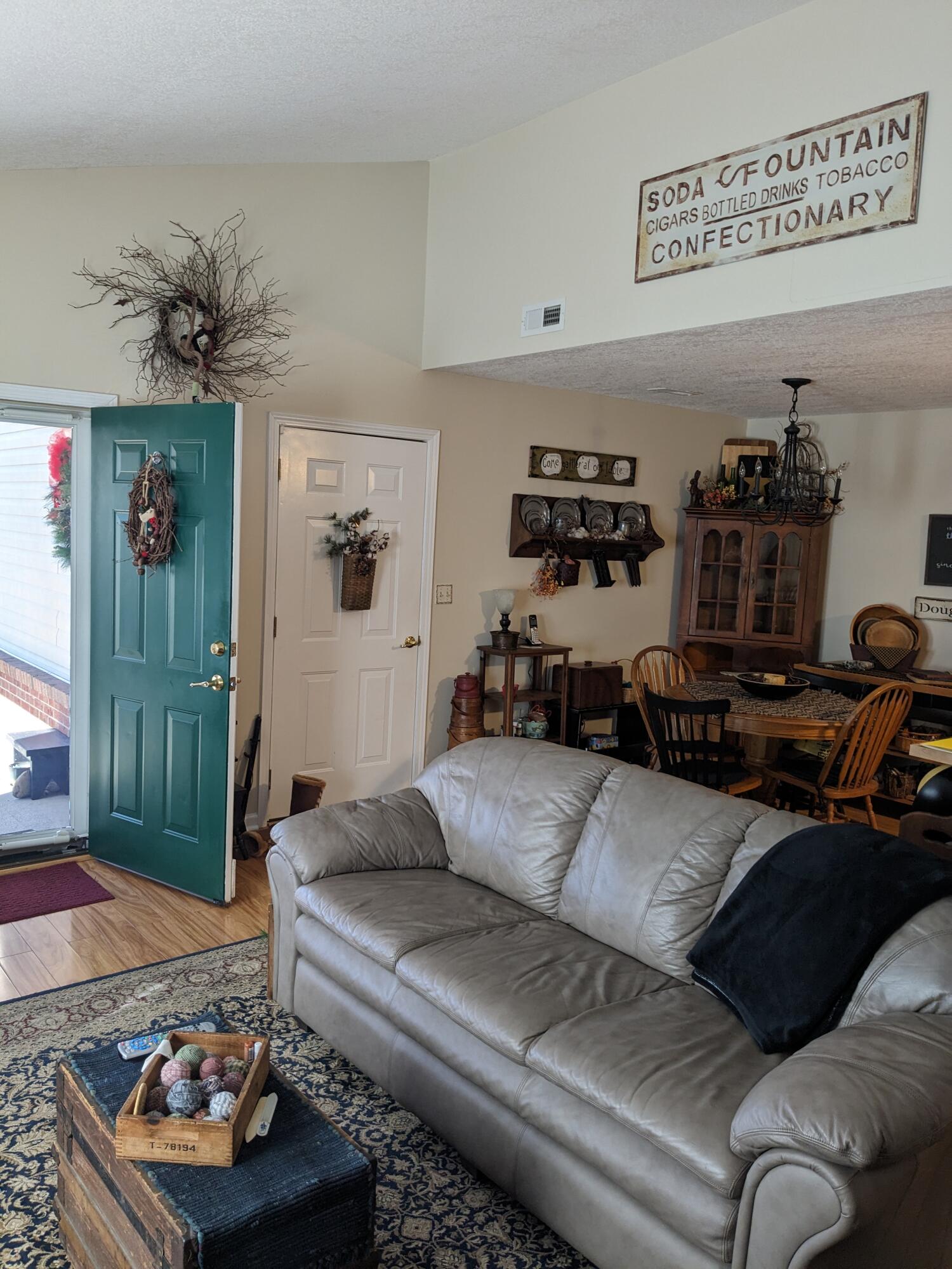 1407 Lodge Pine Walk, 1407