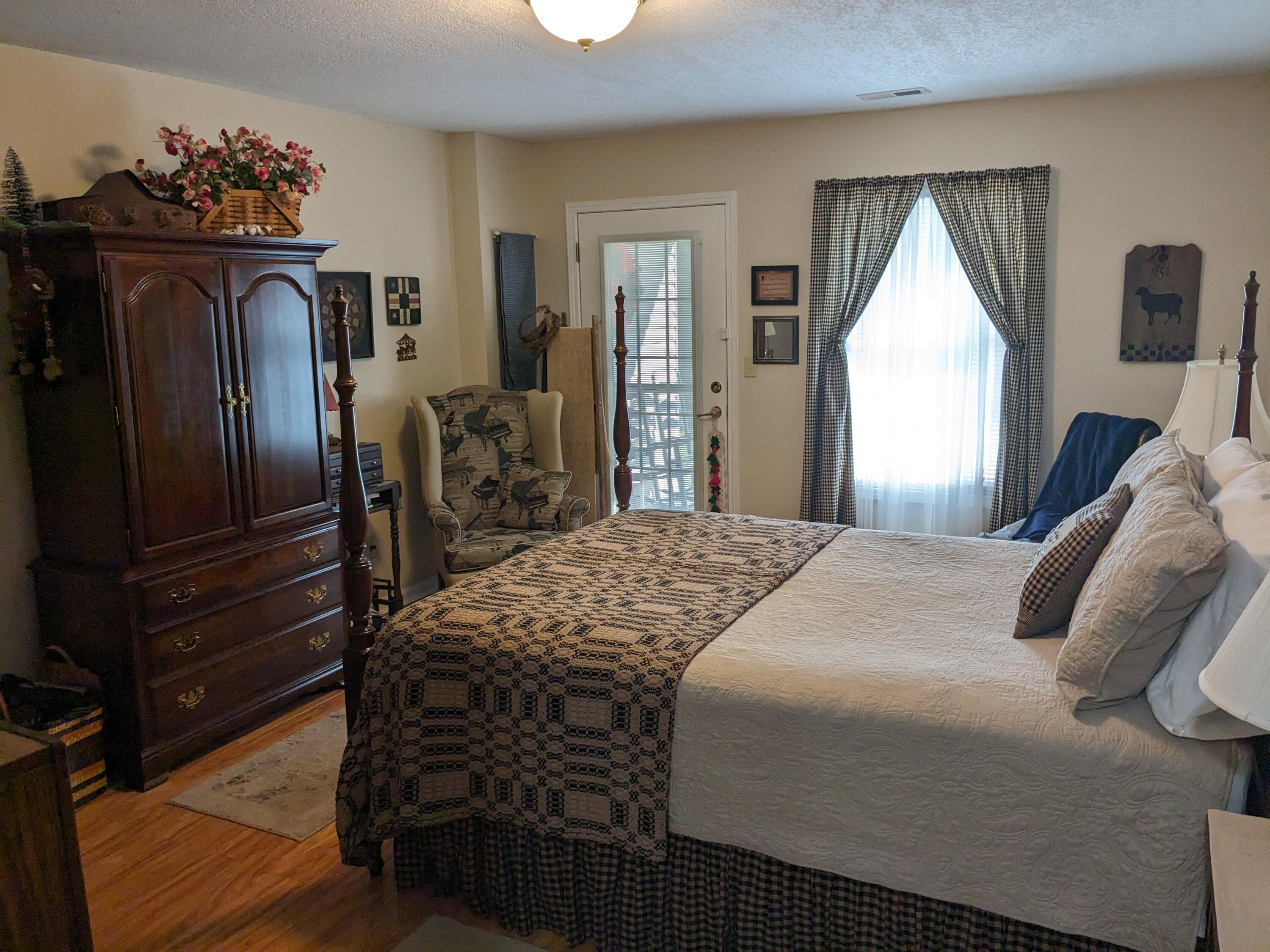 1407 Lodge Pine Walk, 1407