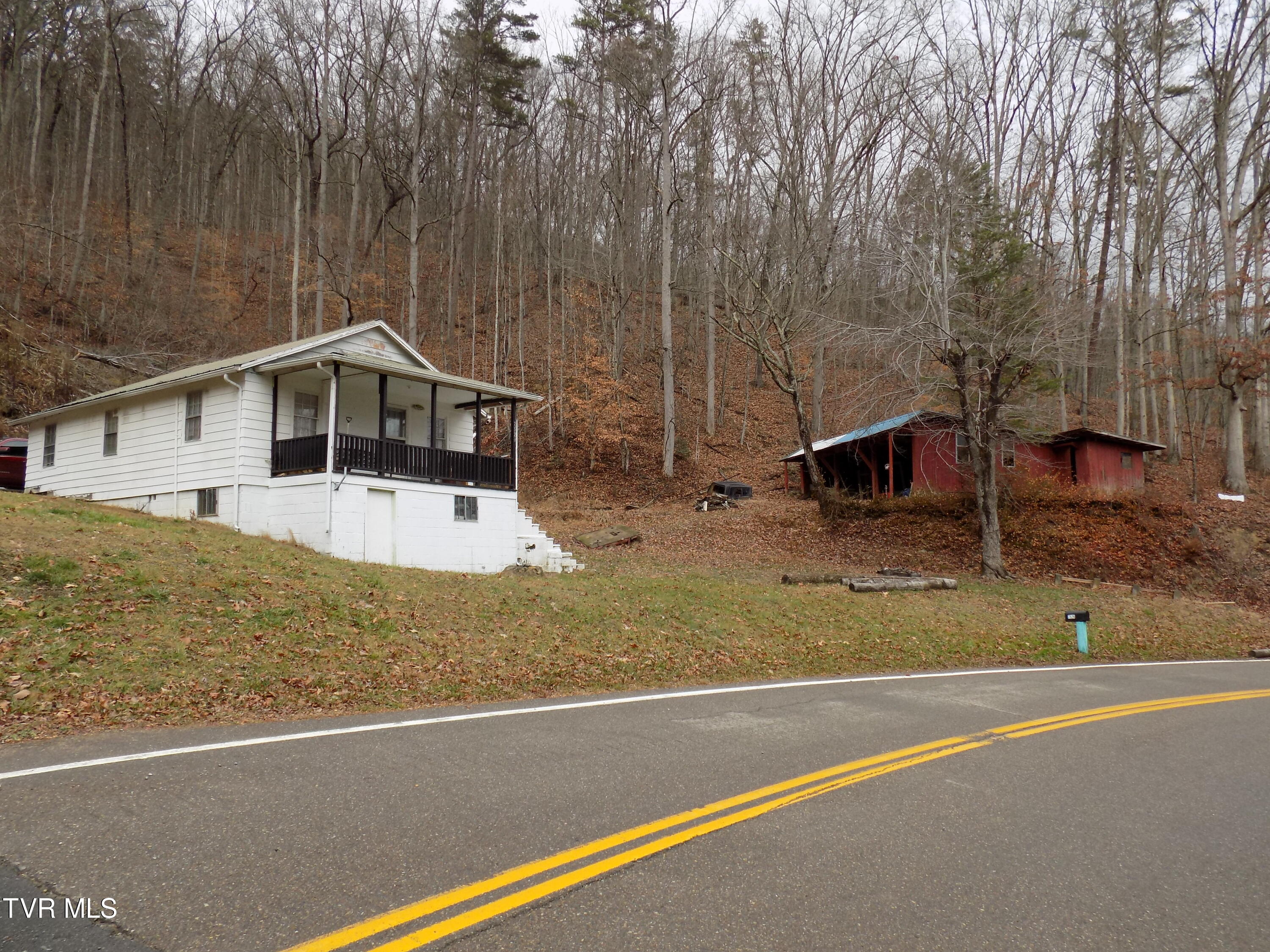 7526 Hwy 66 N