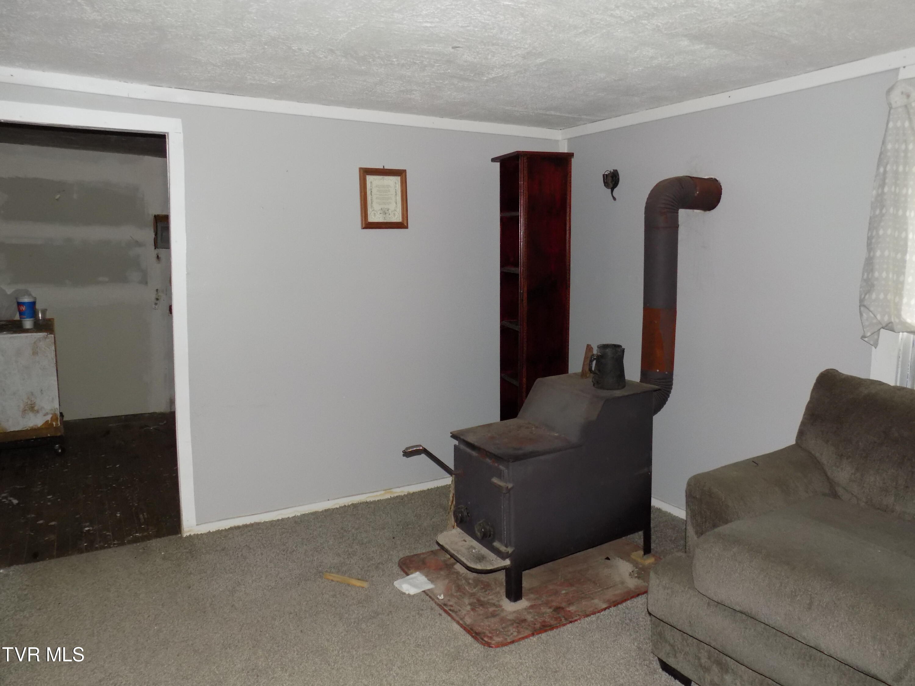 7526 Hwy 66 N