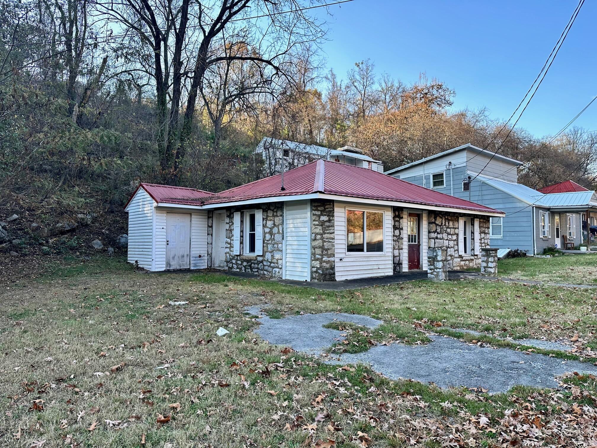 888 Lynn Garden Drive