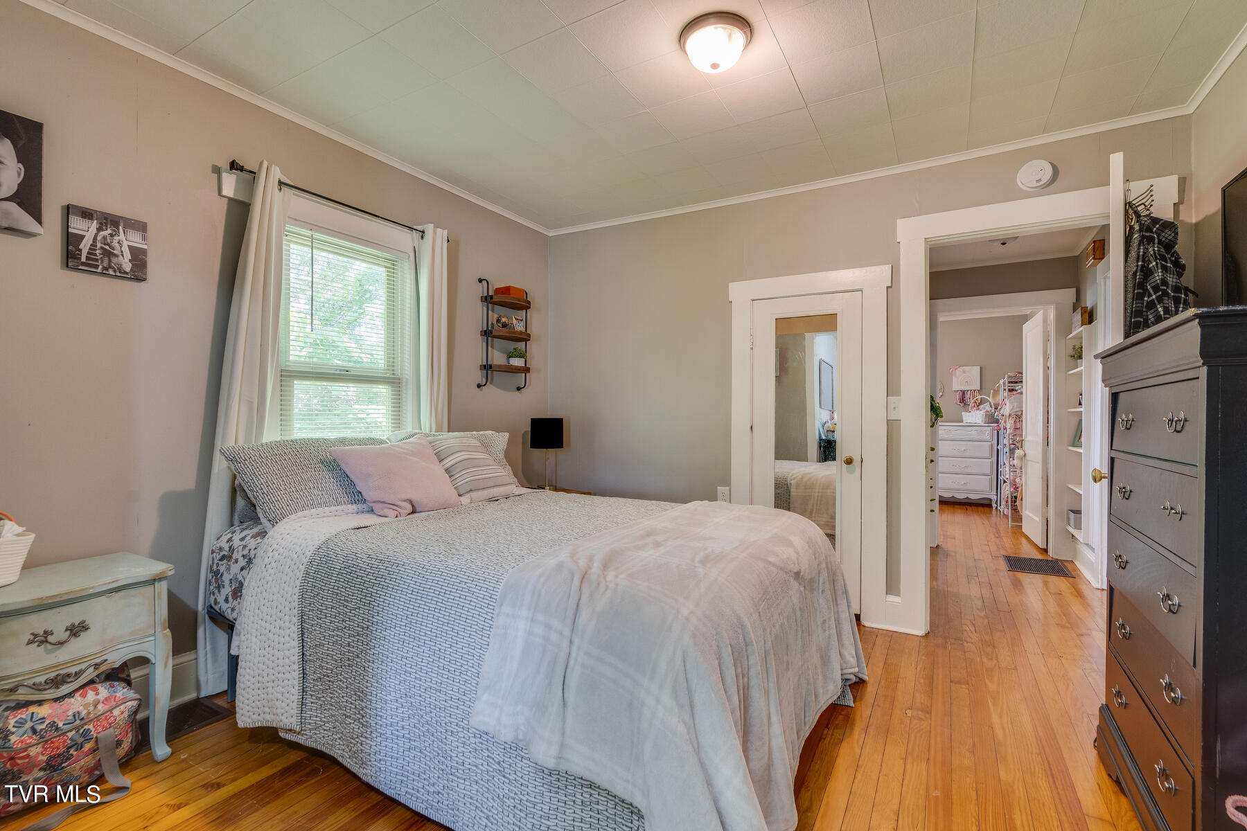 1521 Lynn Garden Drive