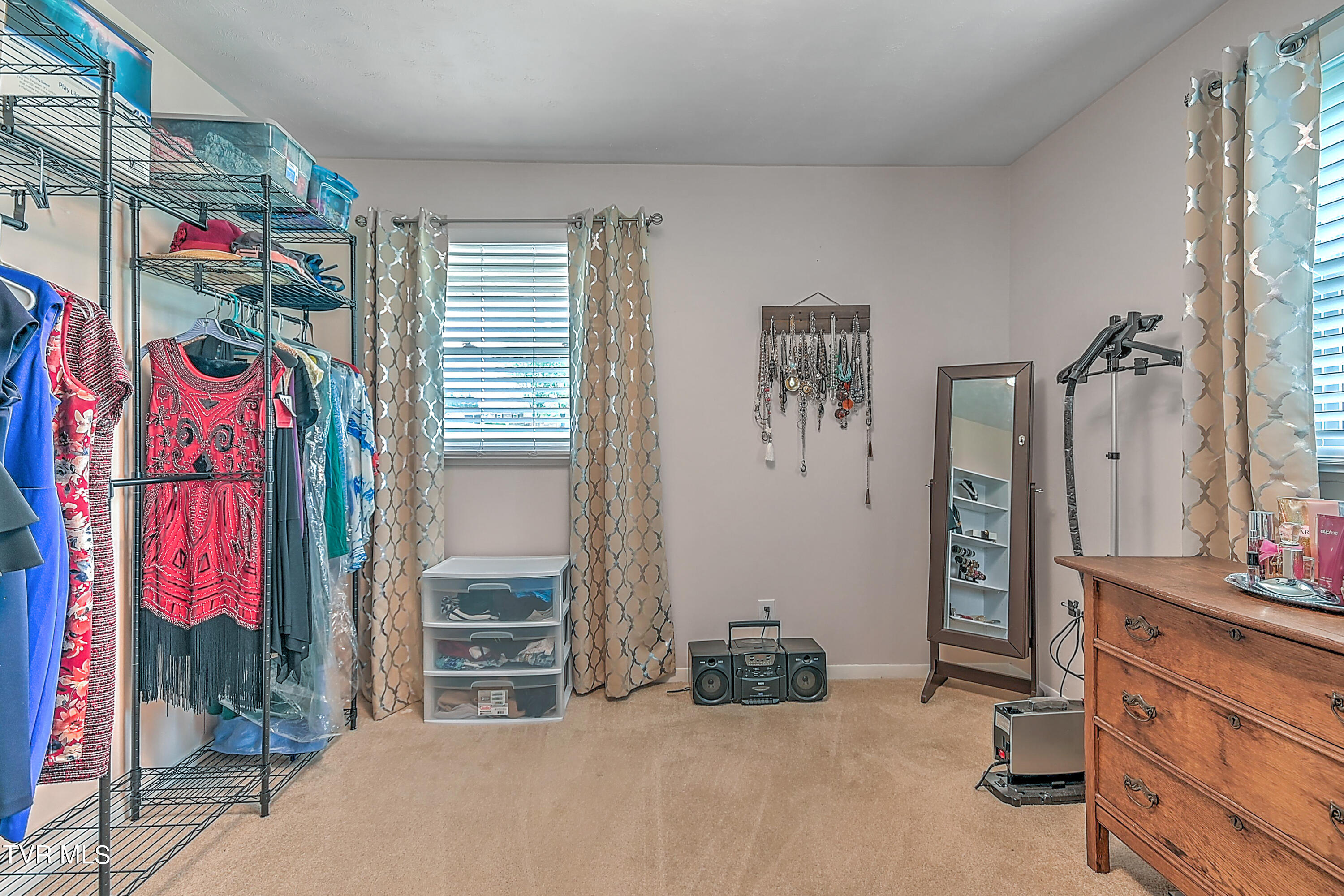 843 Island Road