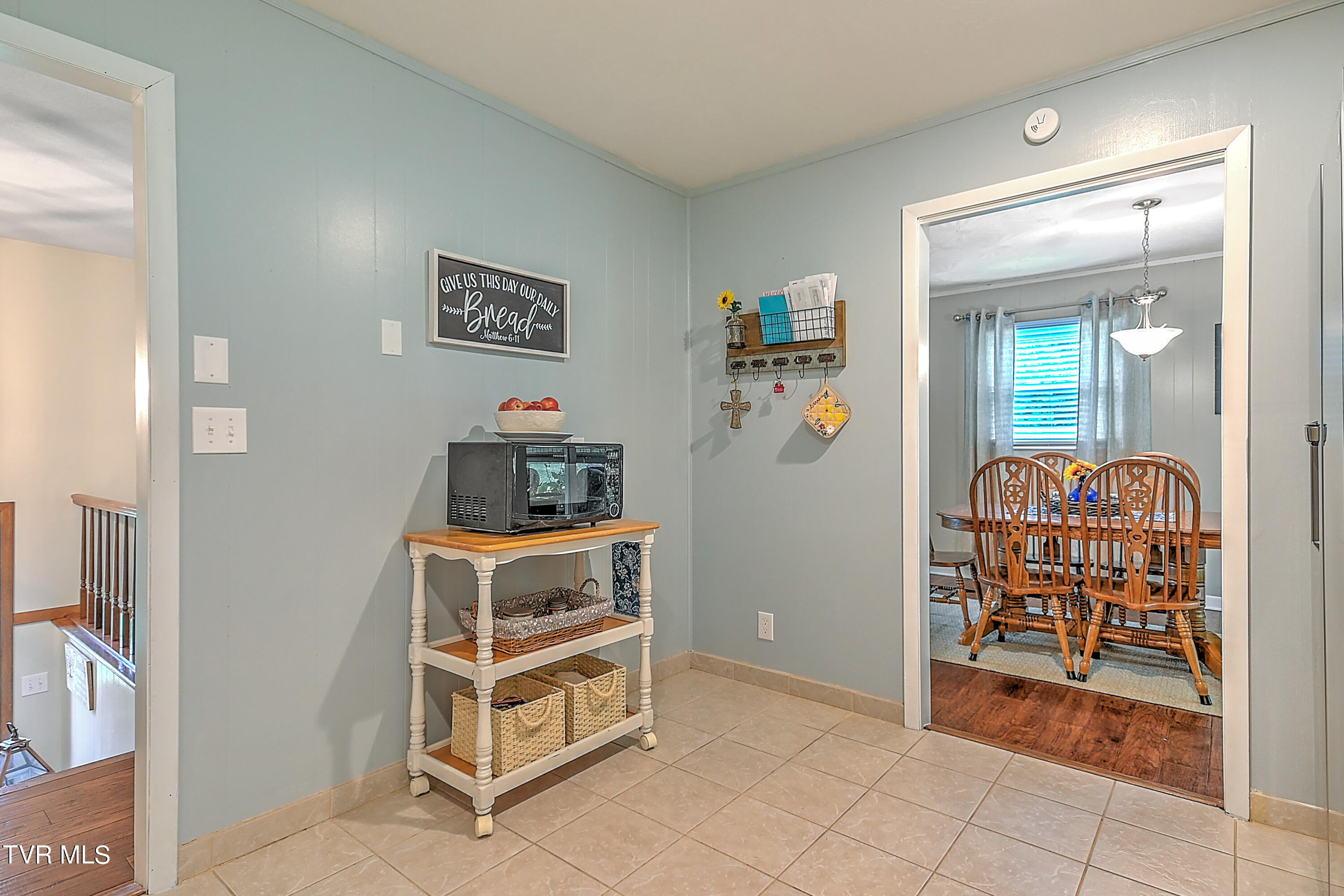 843 Island Road