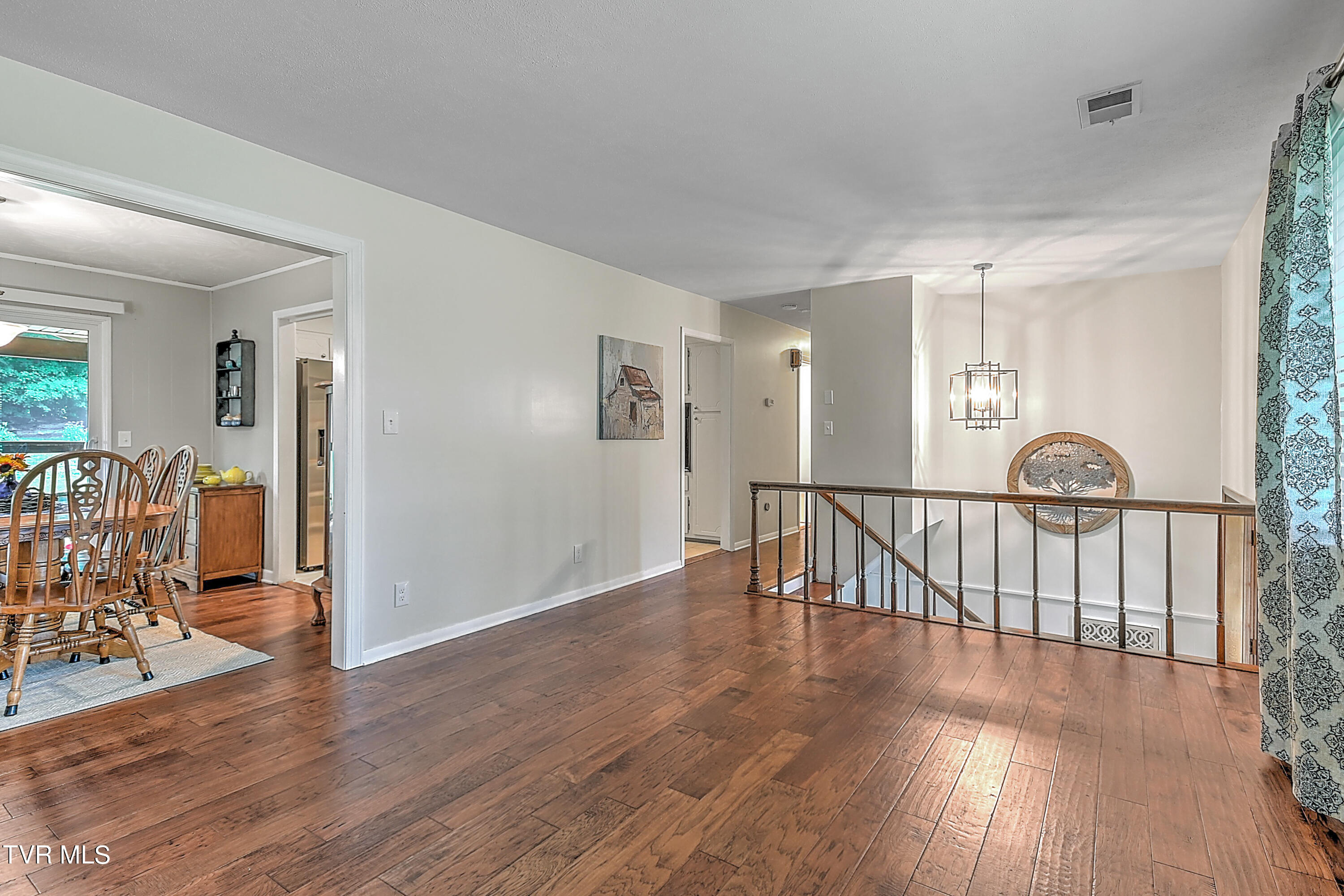 843 Island Road