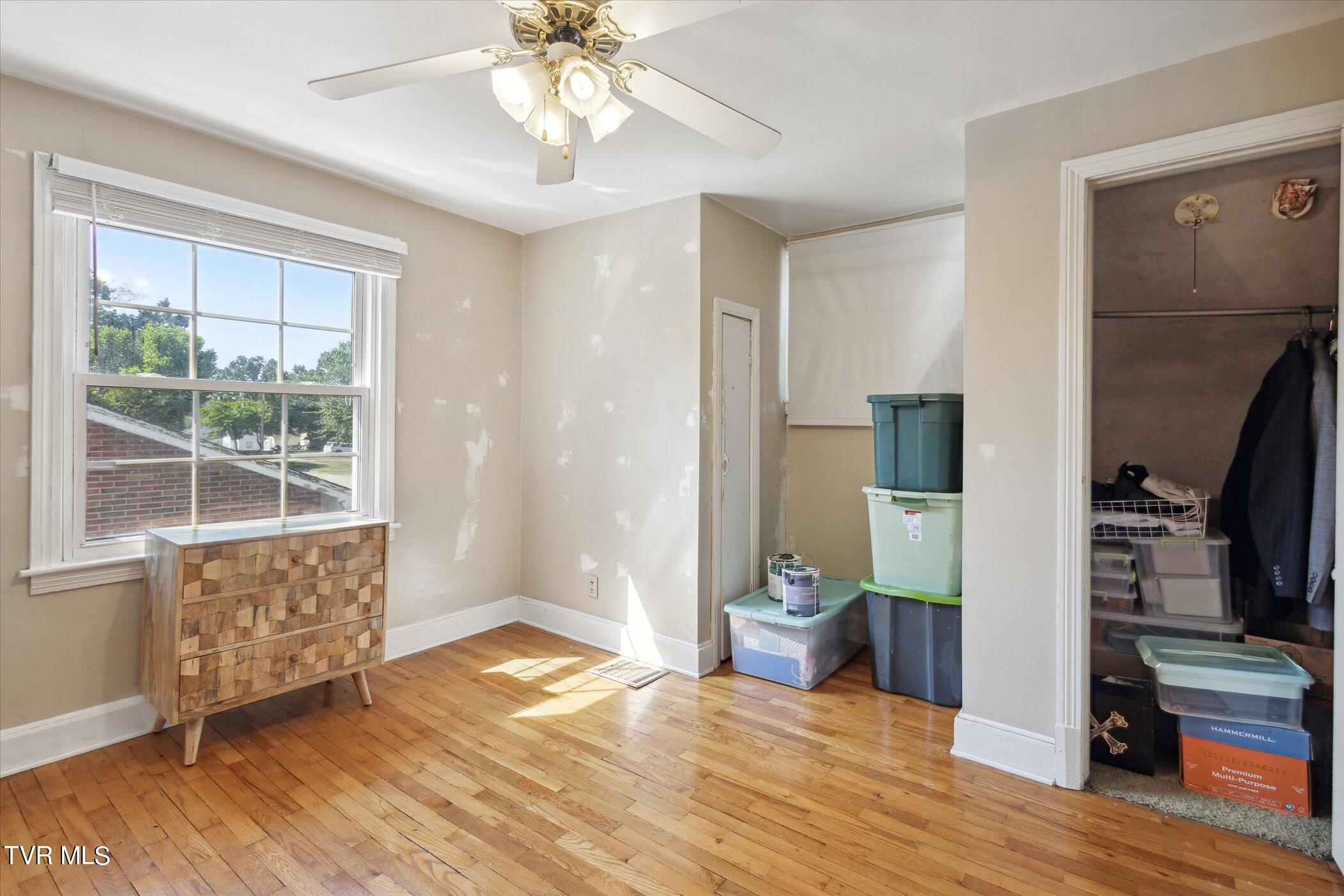 1809 Oakwood Drive