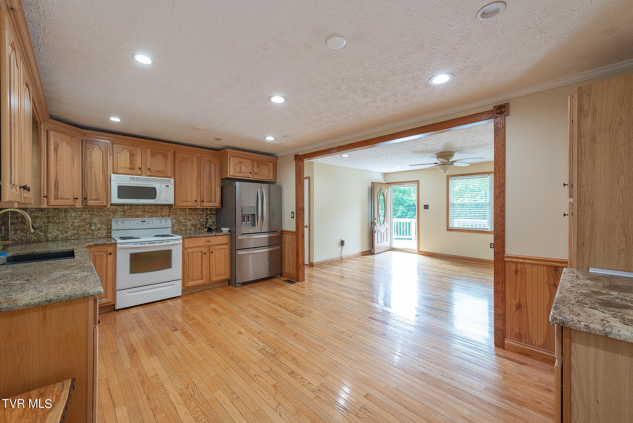 221 Old Parker Pvt Drive