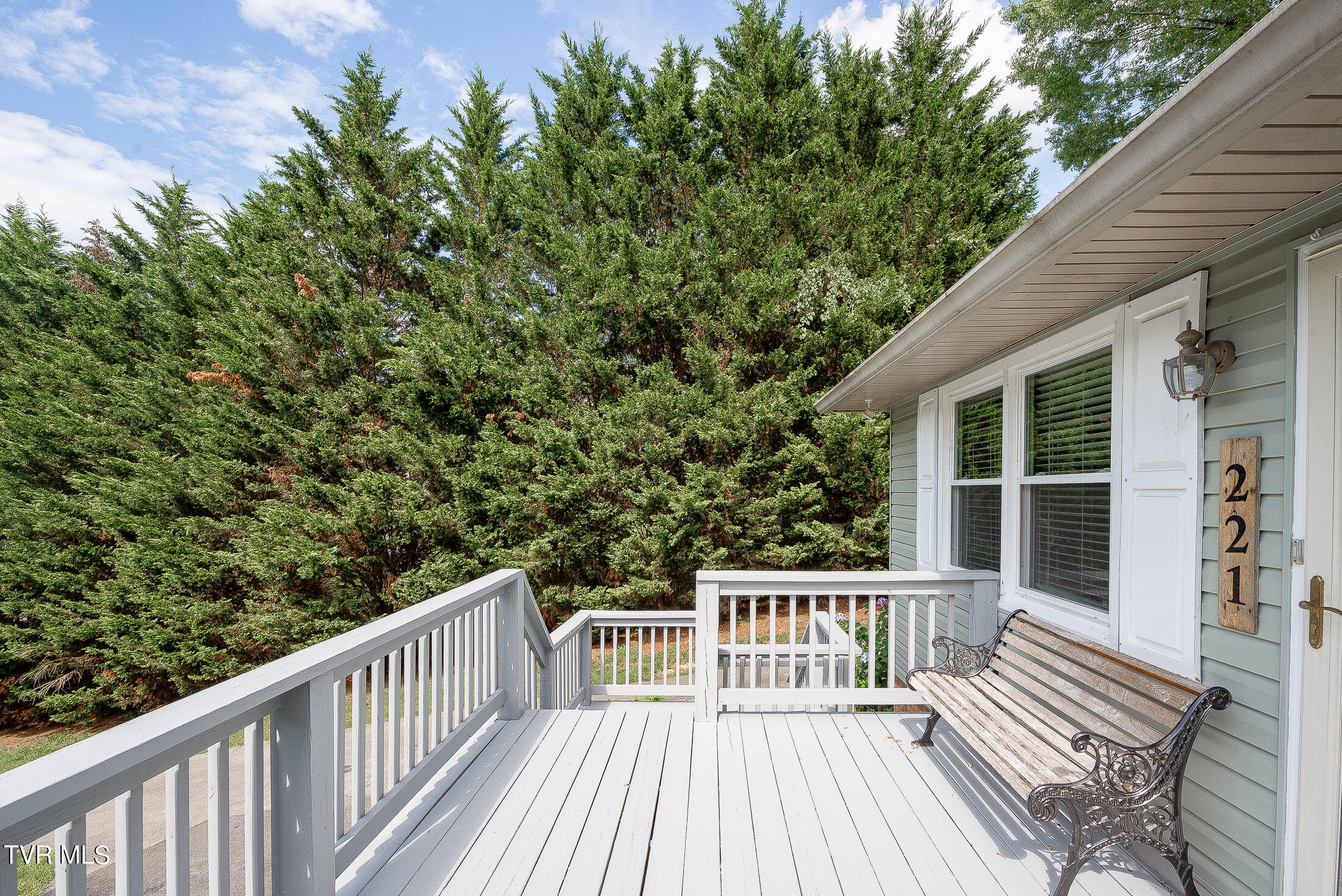 221 Old Parker Pvt Drive