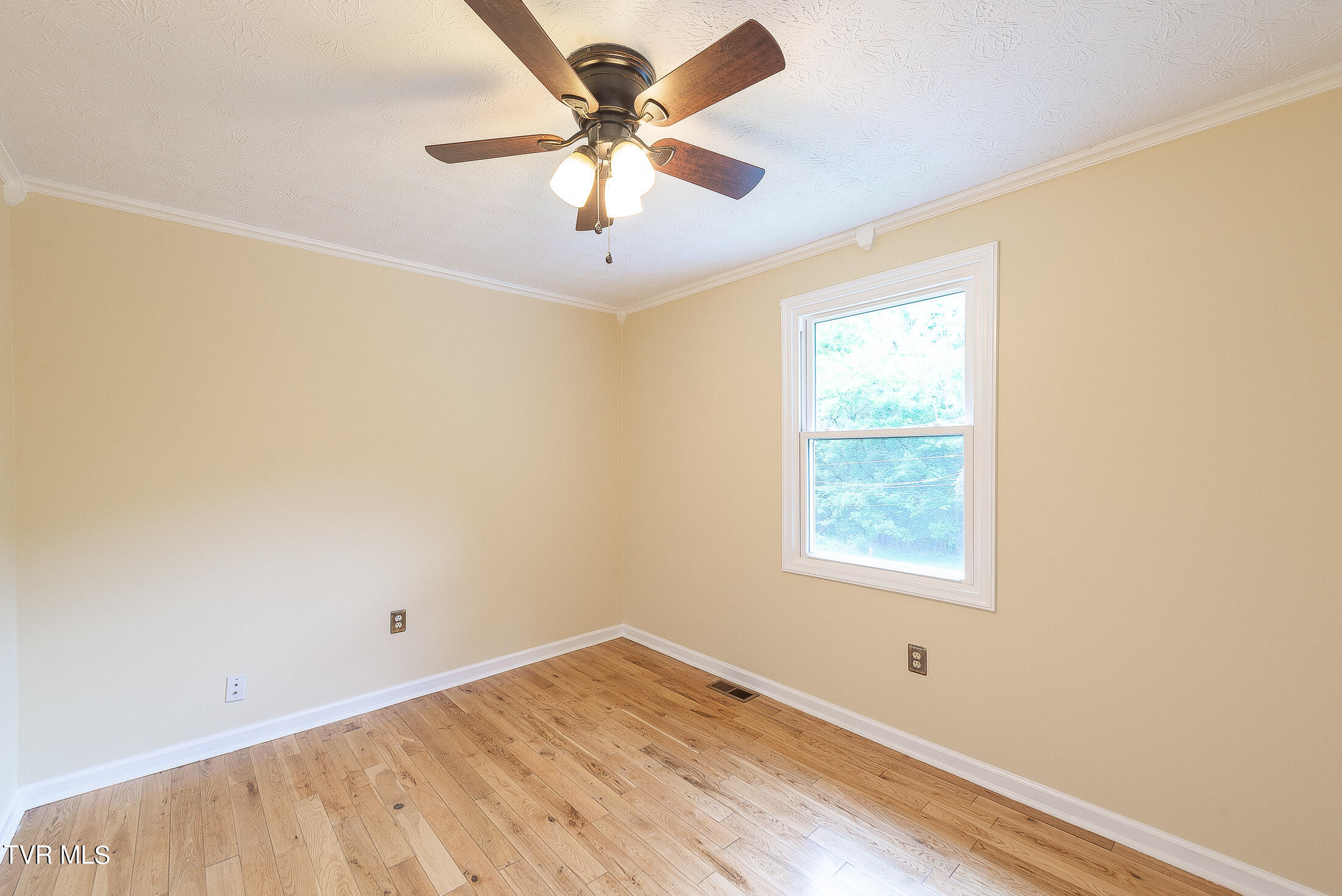 221 Old Parker Pvt Drive