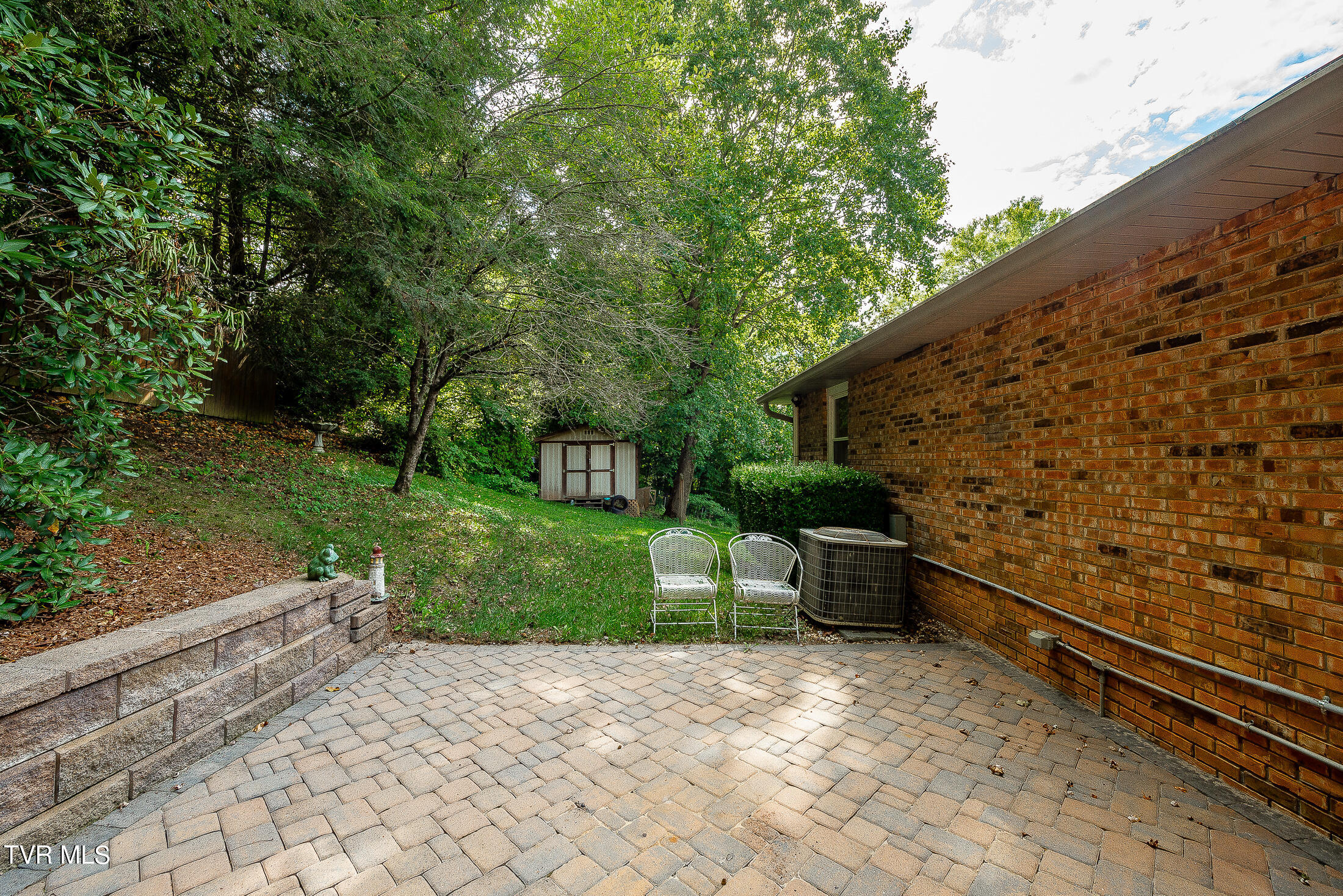 221 Old Parker Pvt Drive