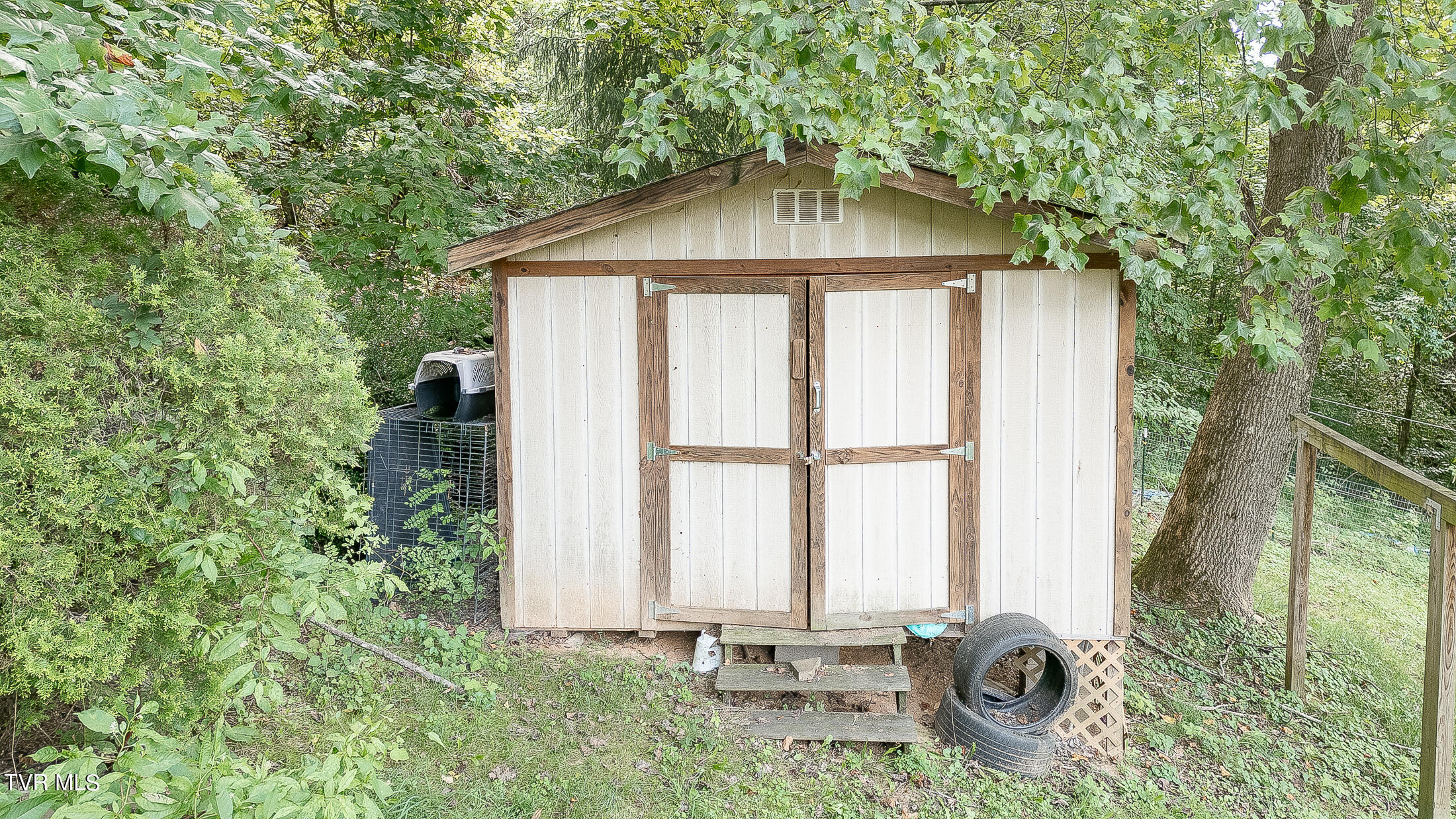 221 Old Parker Pvt Drive