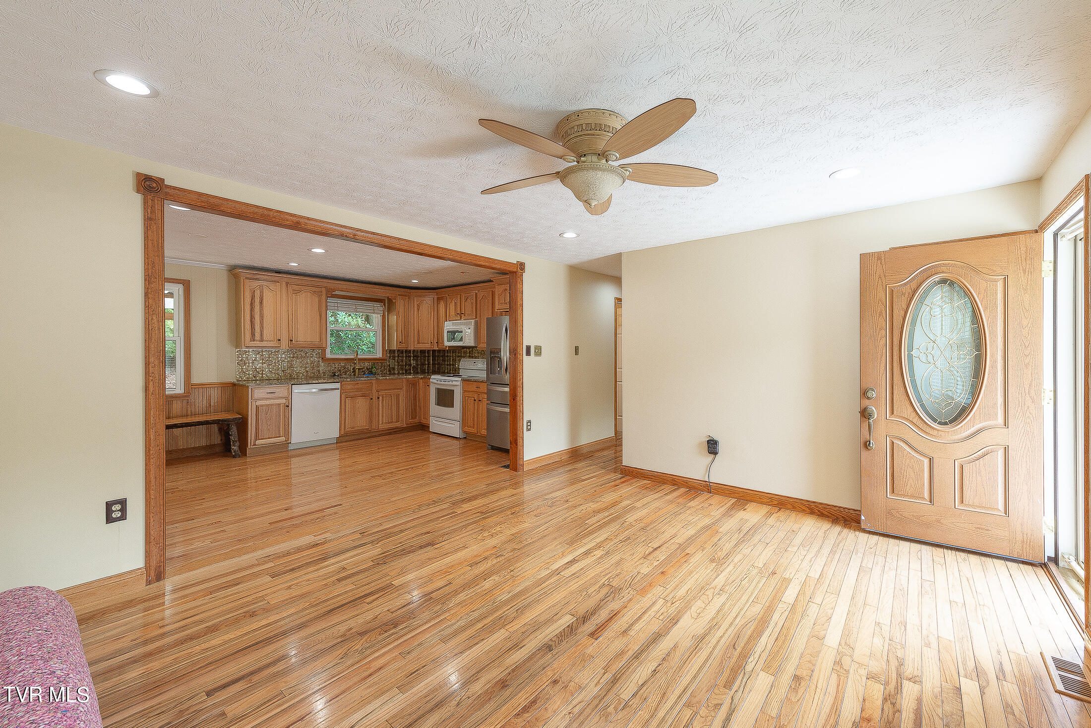 221 Old Parker Pvt Drive