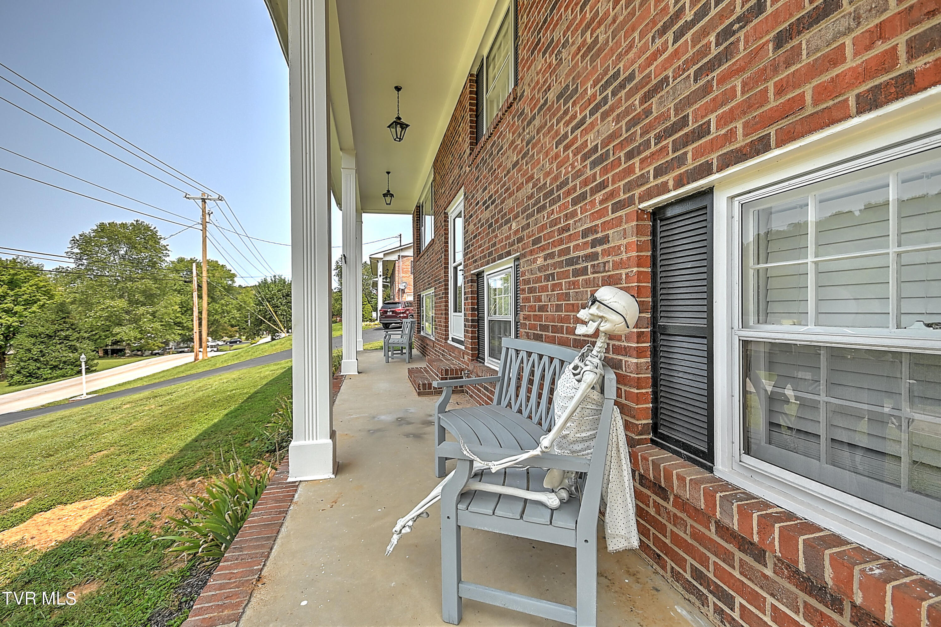 321 Summerville Road