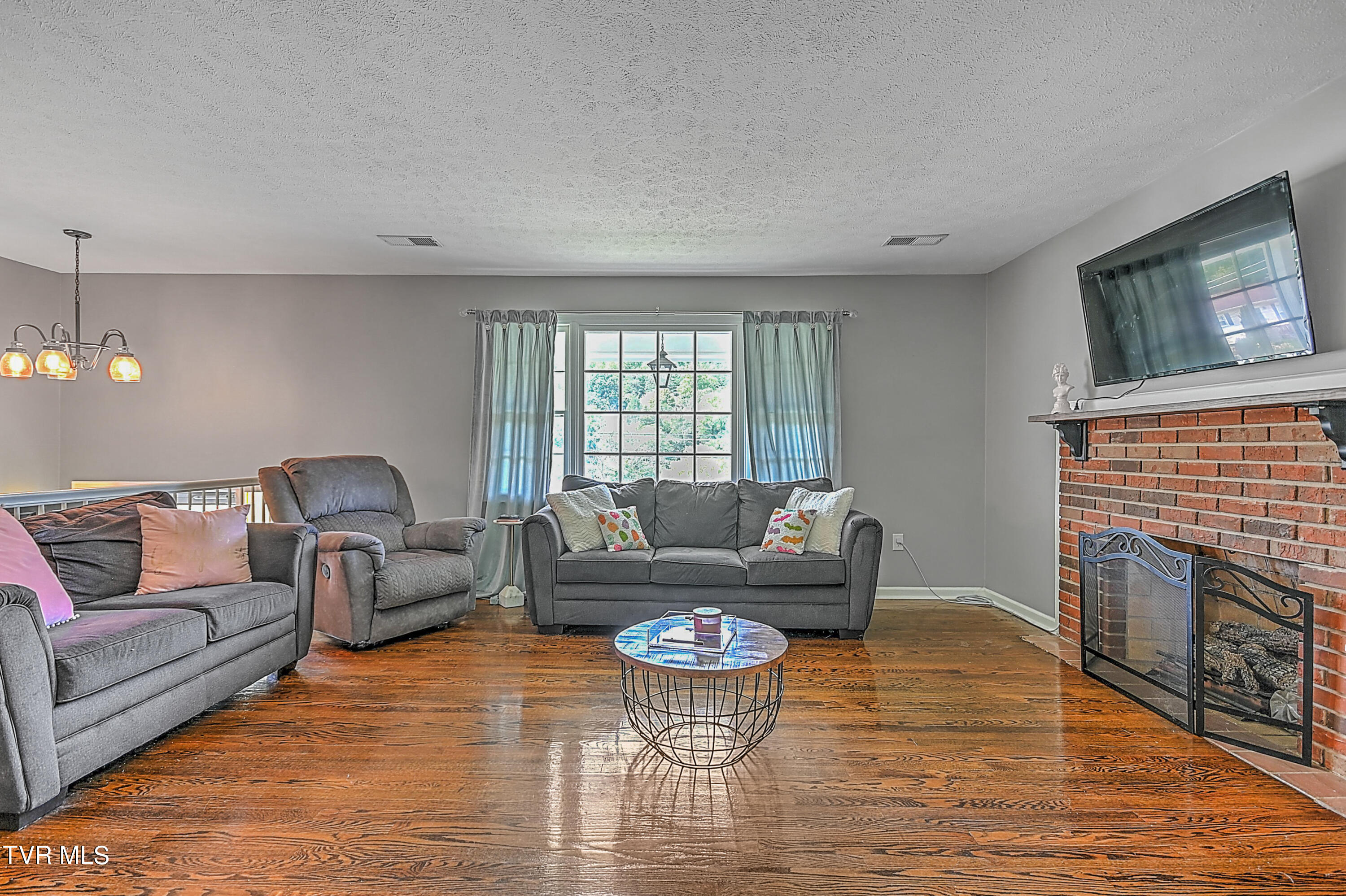 321 Summerville Road