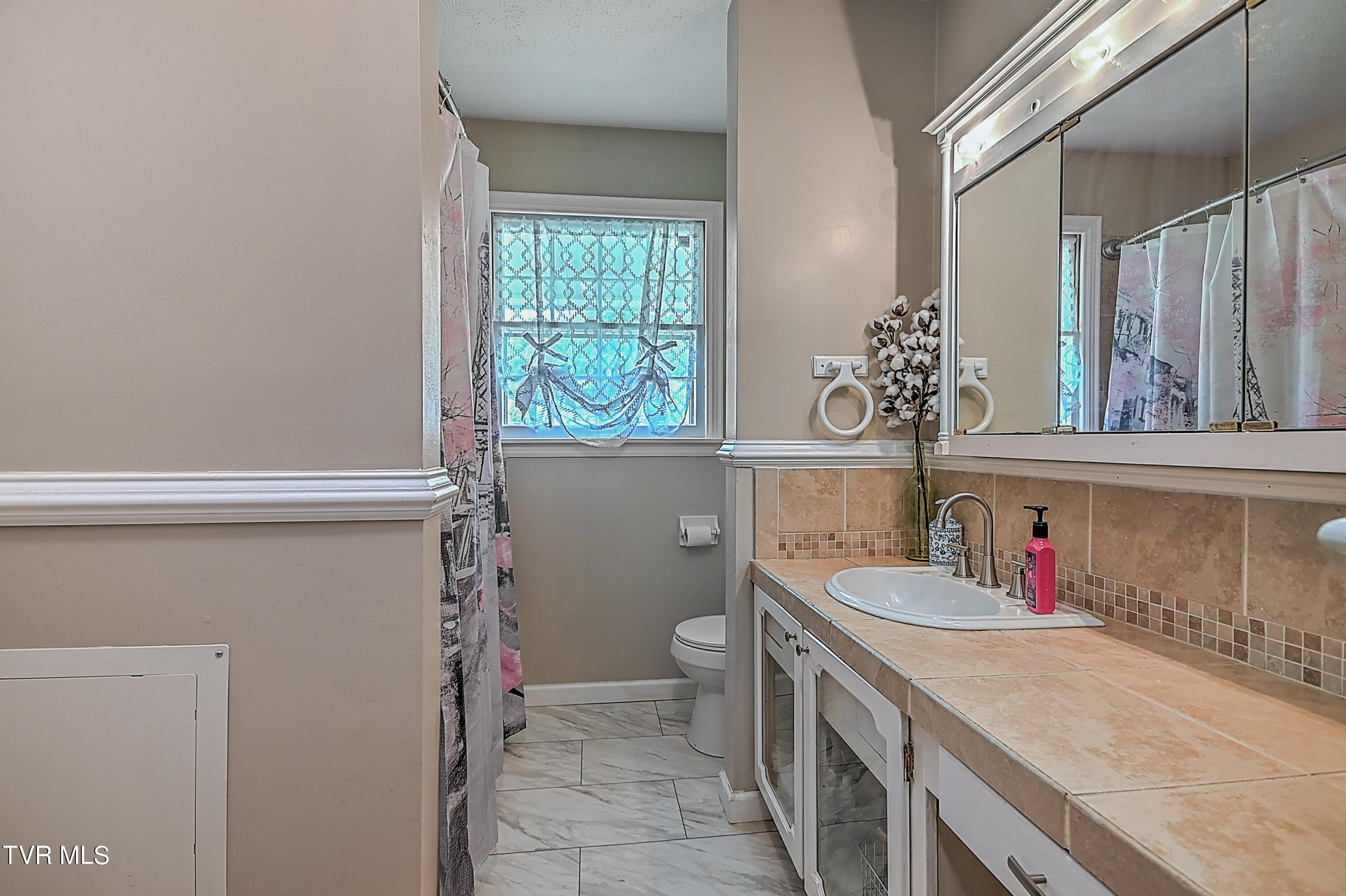 321 Summerville Road