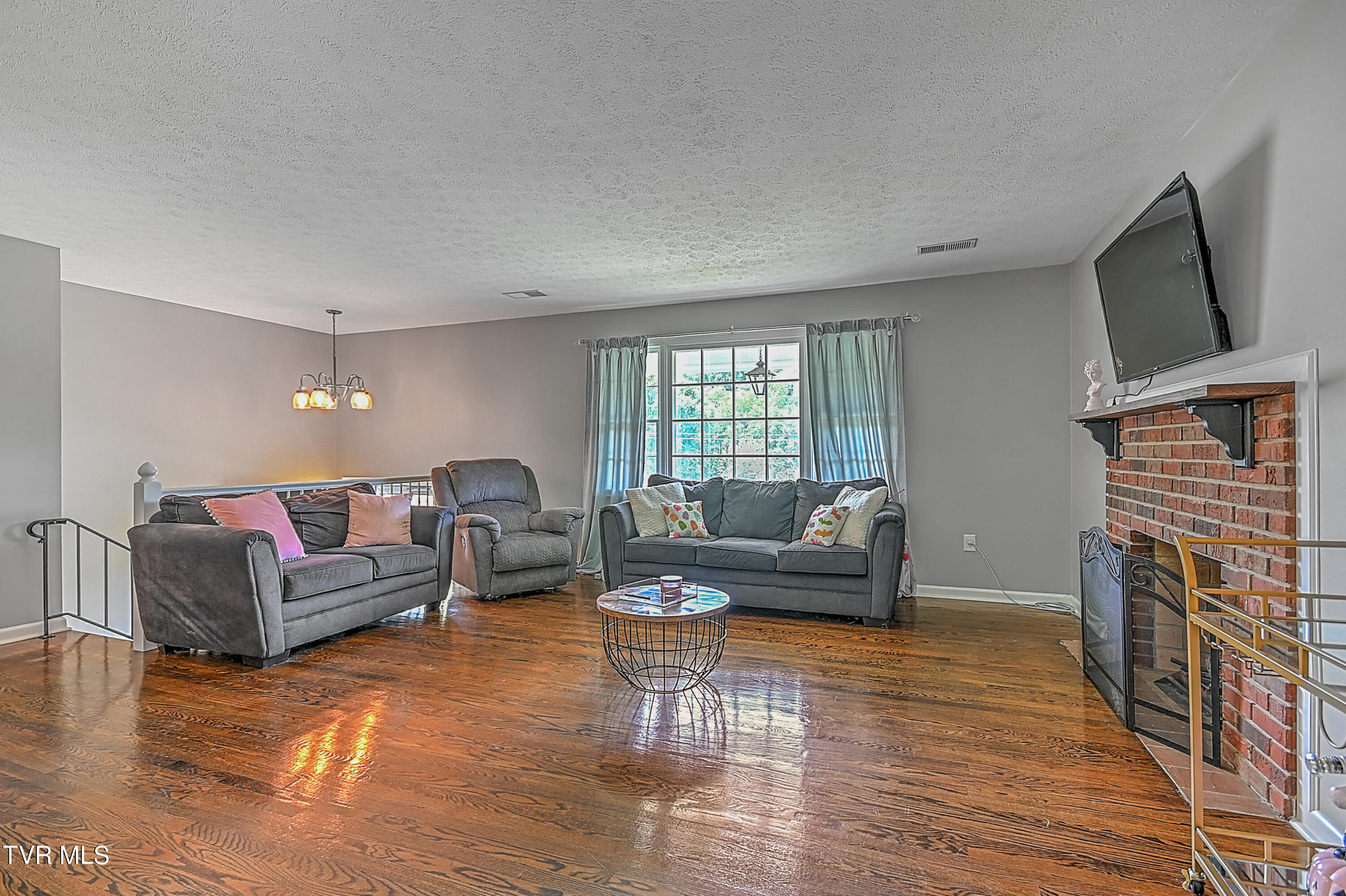321 Summerville Road