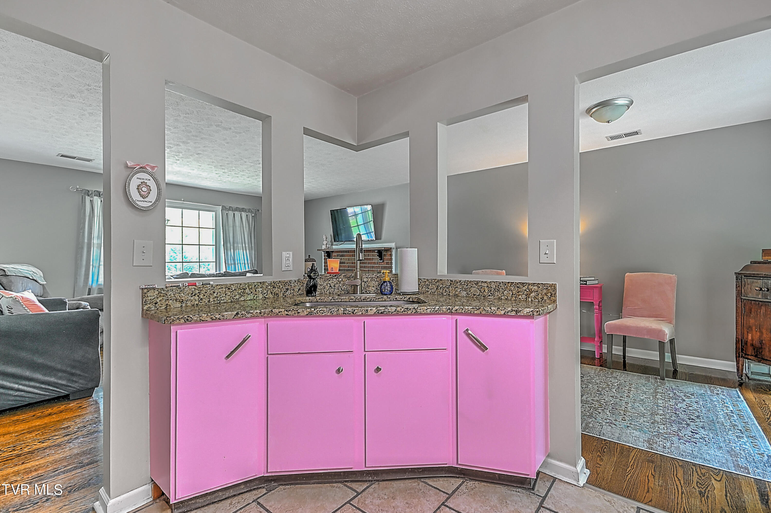321 Summerville Road