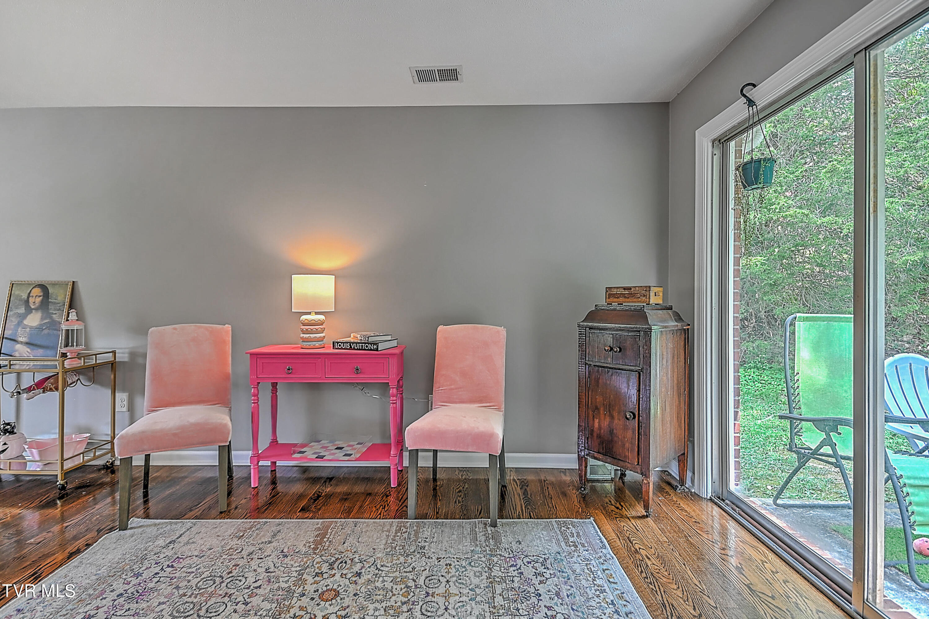 321 Summerville Road