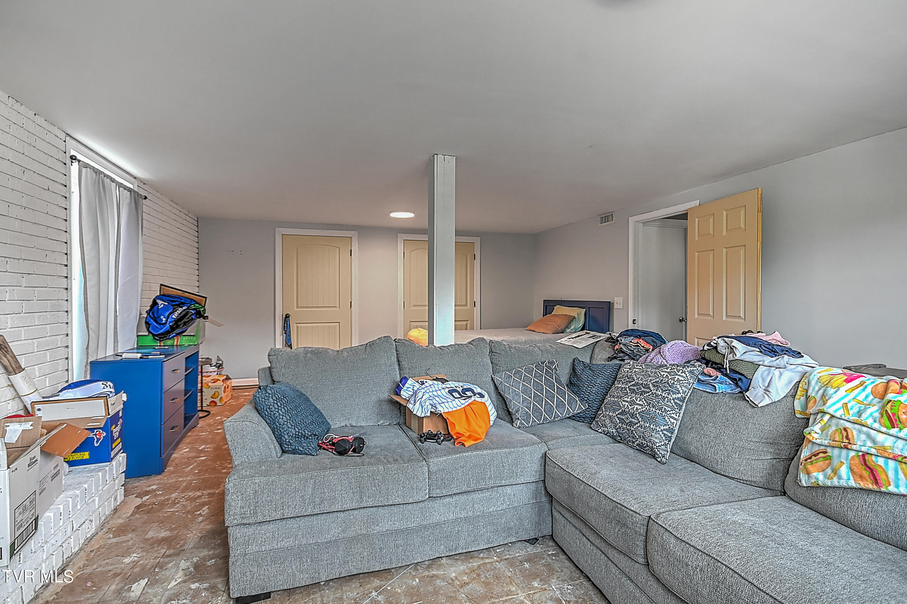321 Summerville Road