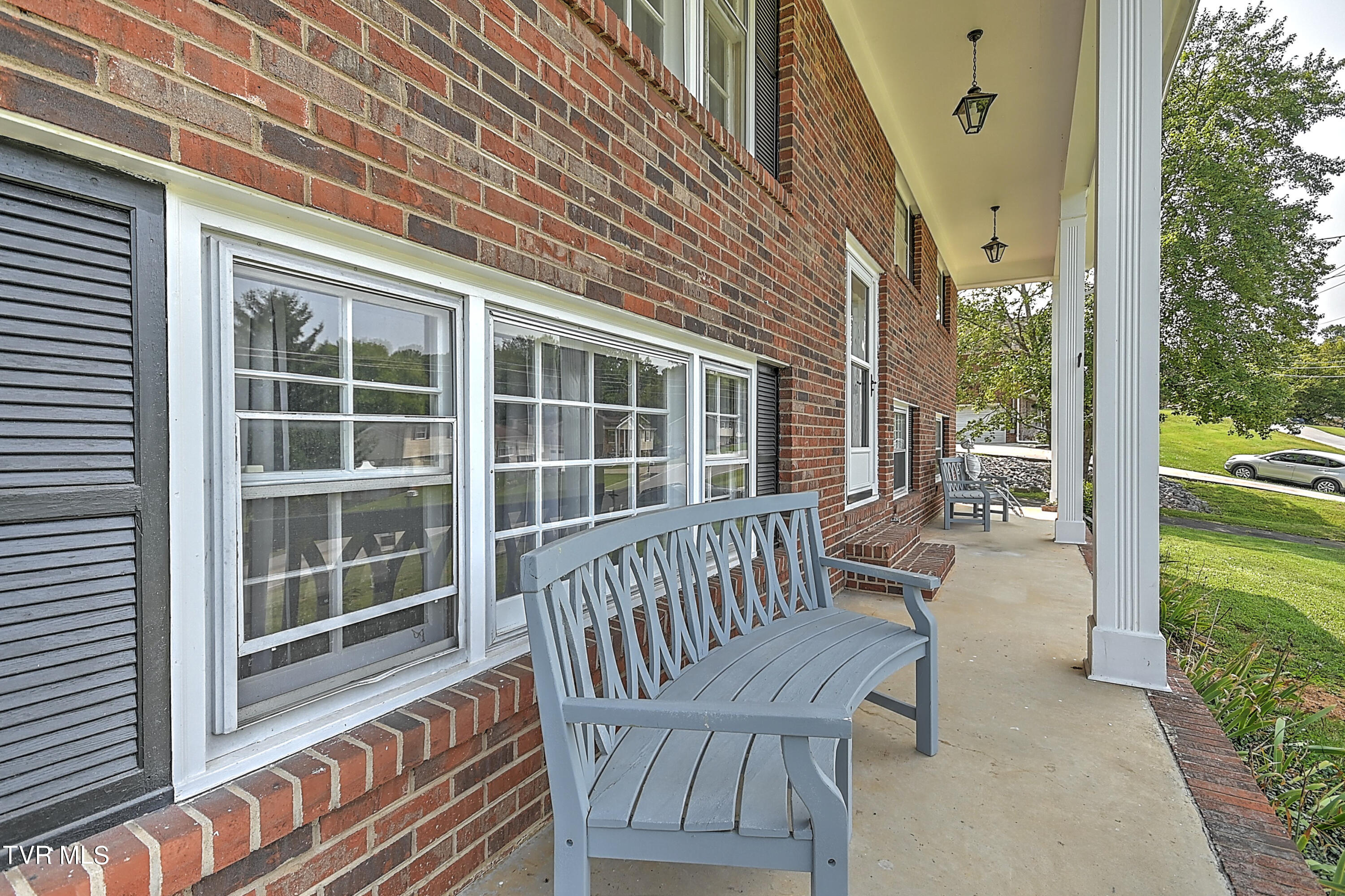 321 Summerville Road