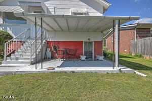 320 Glen Avenue