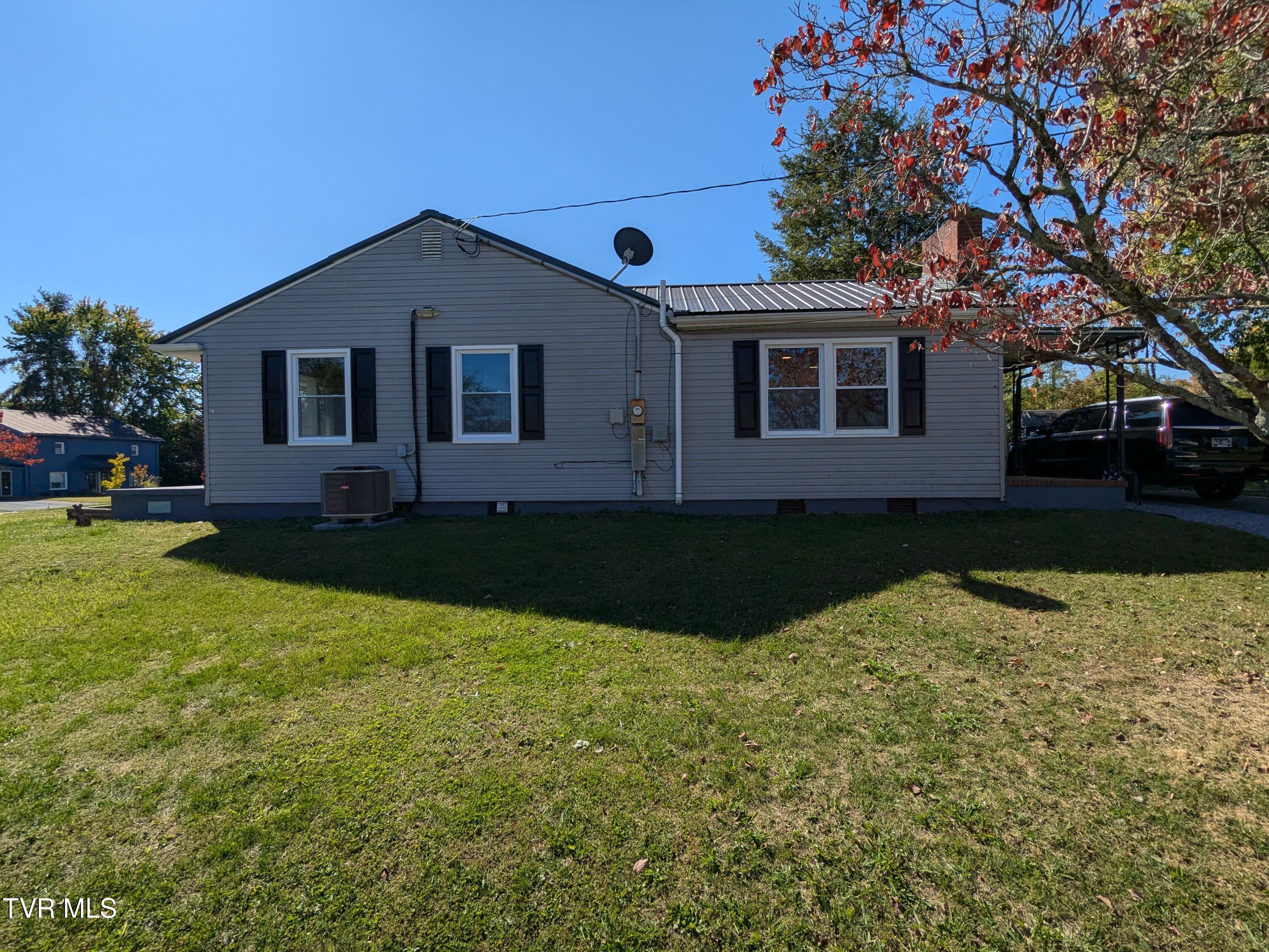 1313 East Holston Avenue