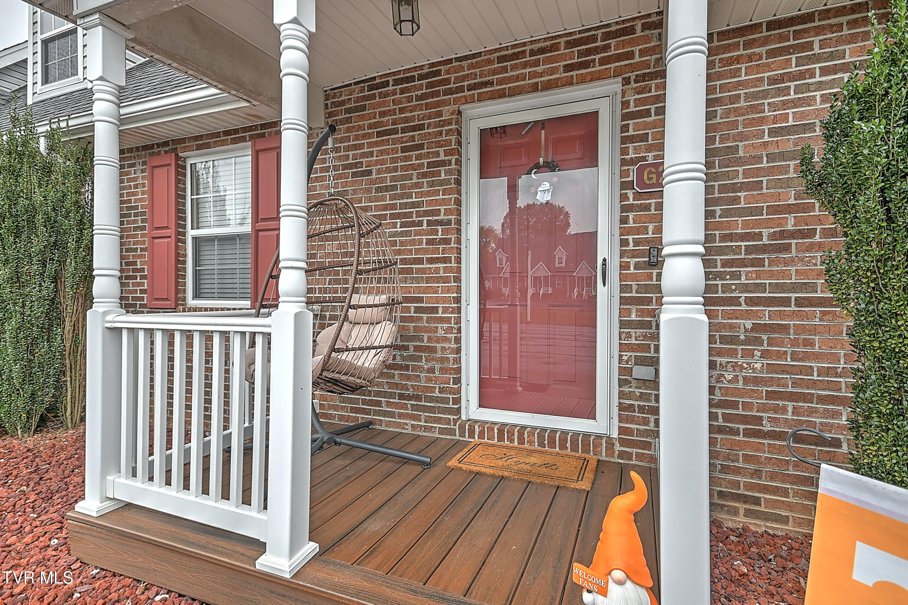 210 Spring Street, G-2