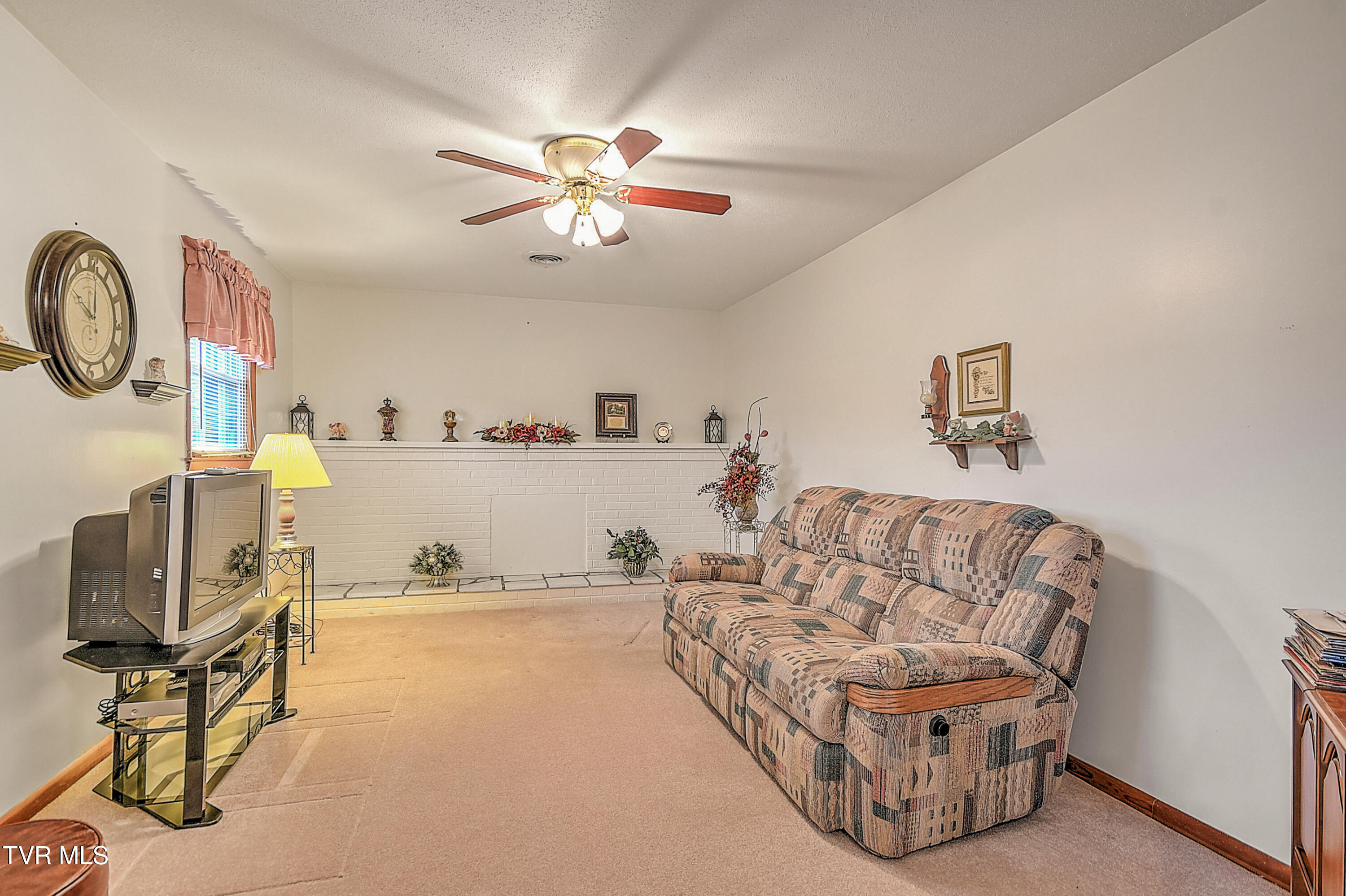 260 Rock Drive