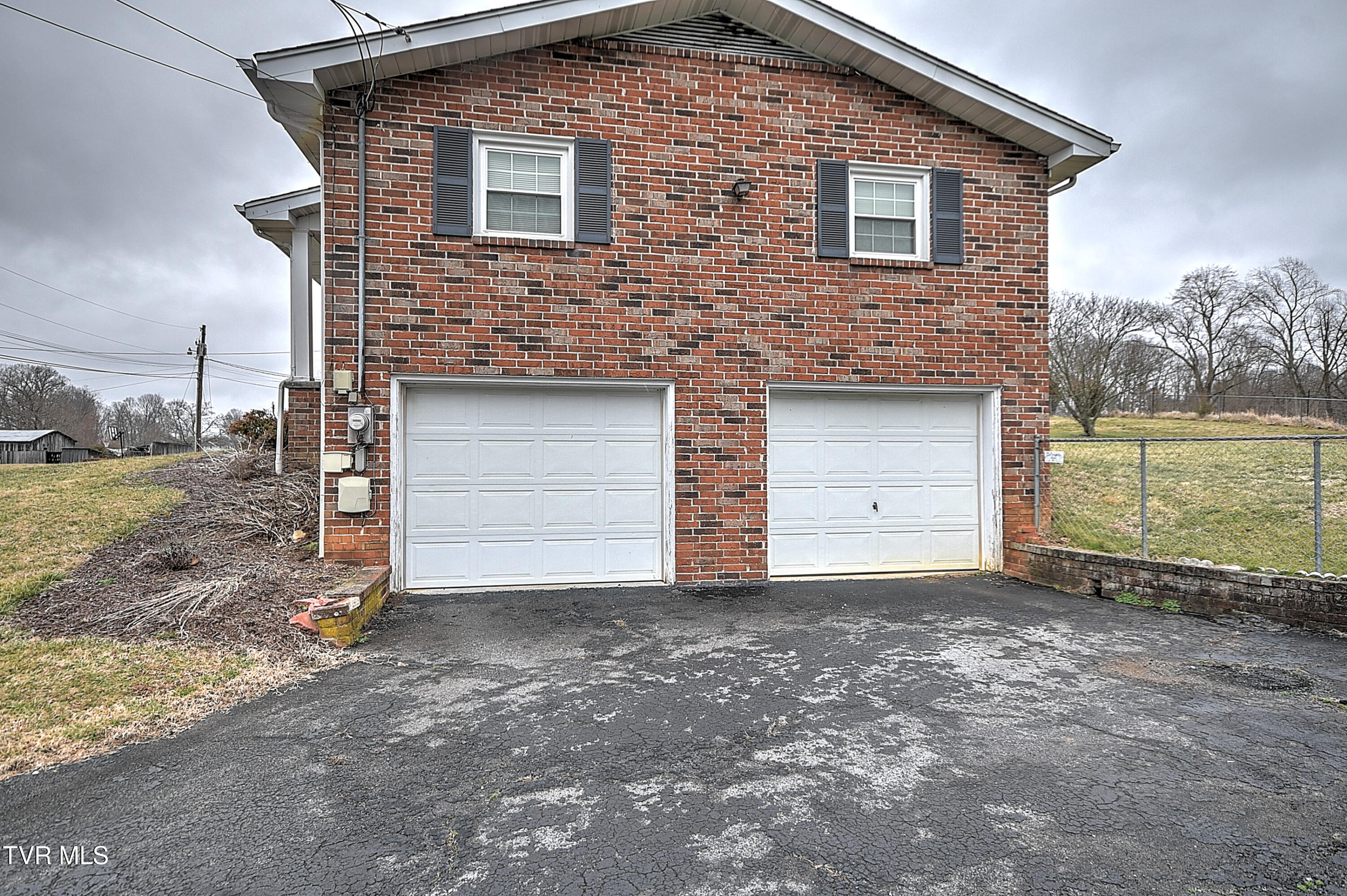 260 Rock Drive