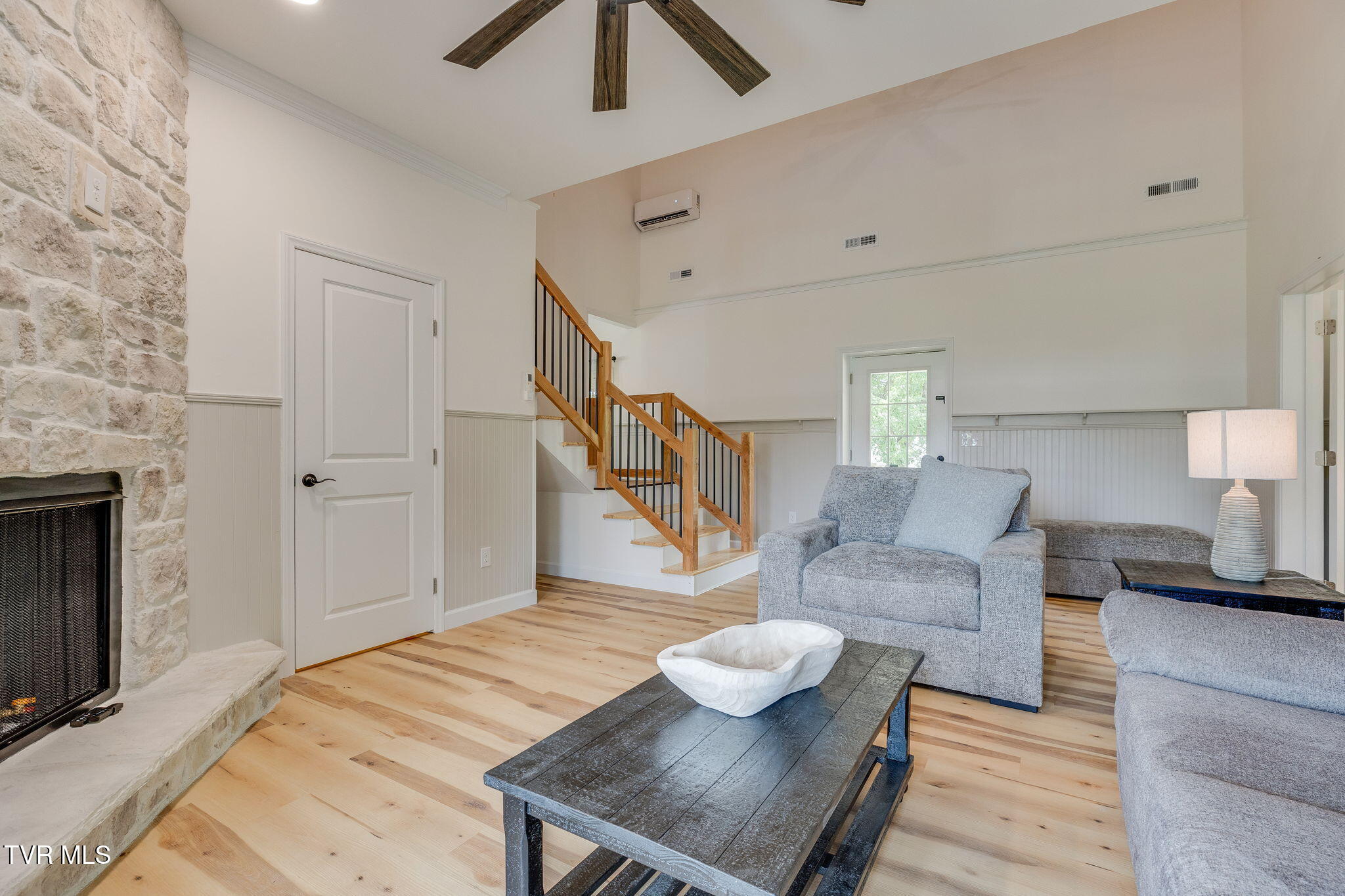 233 Rim Rock Road