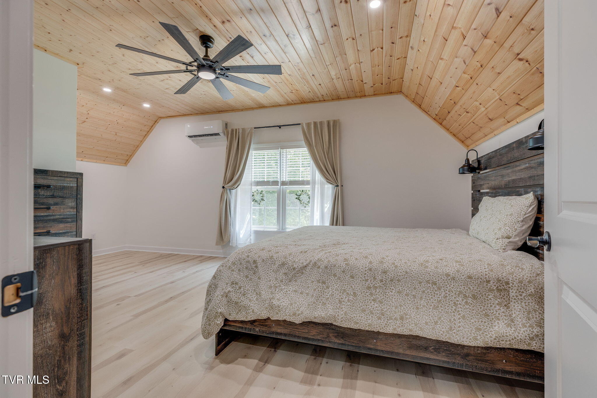 233 Rim Rock Road
