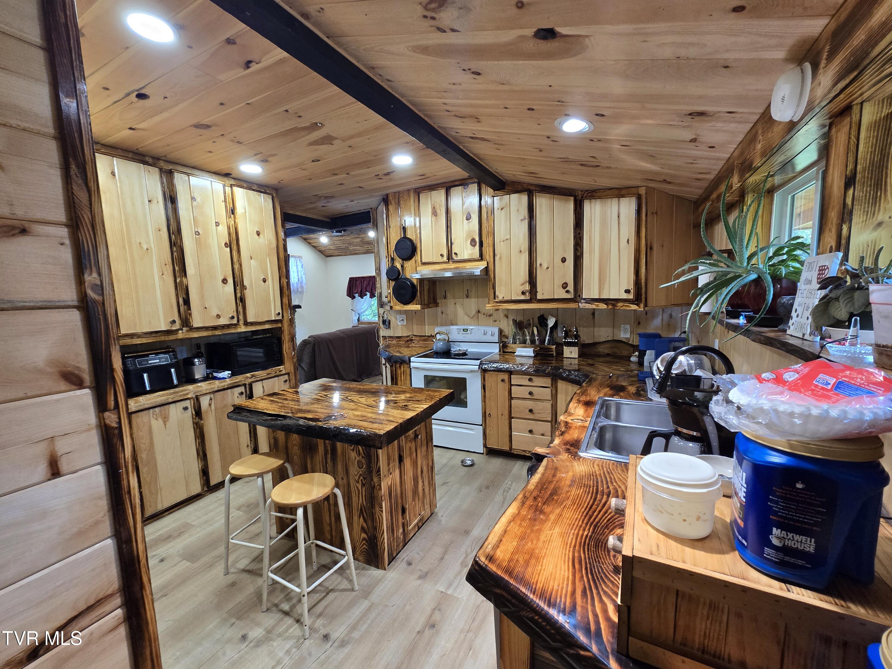 373 Cedar Grove Road