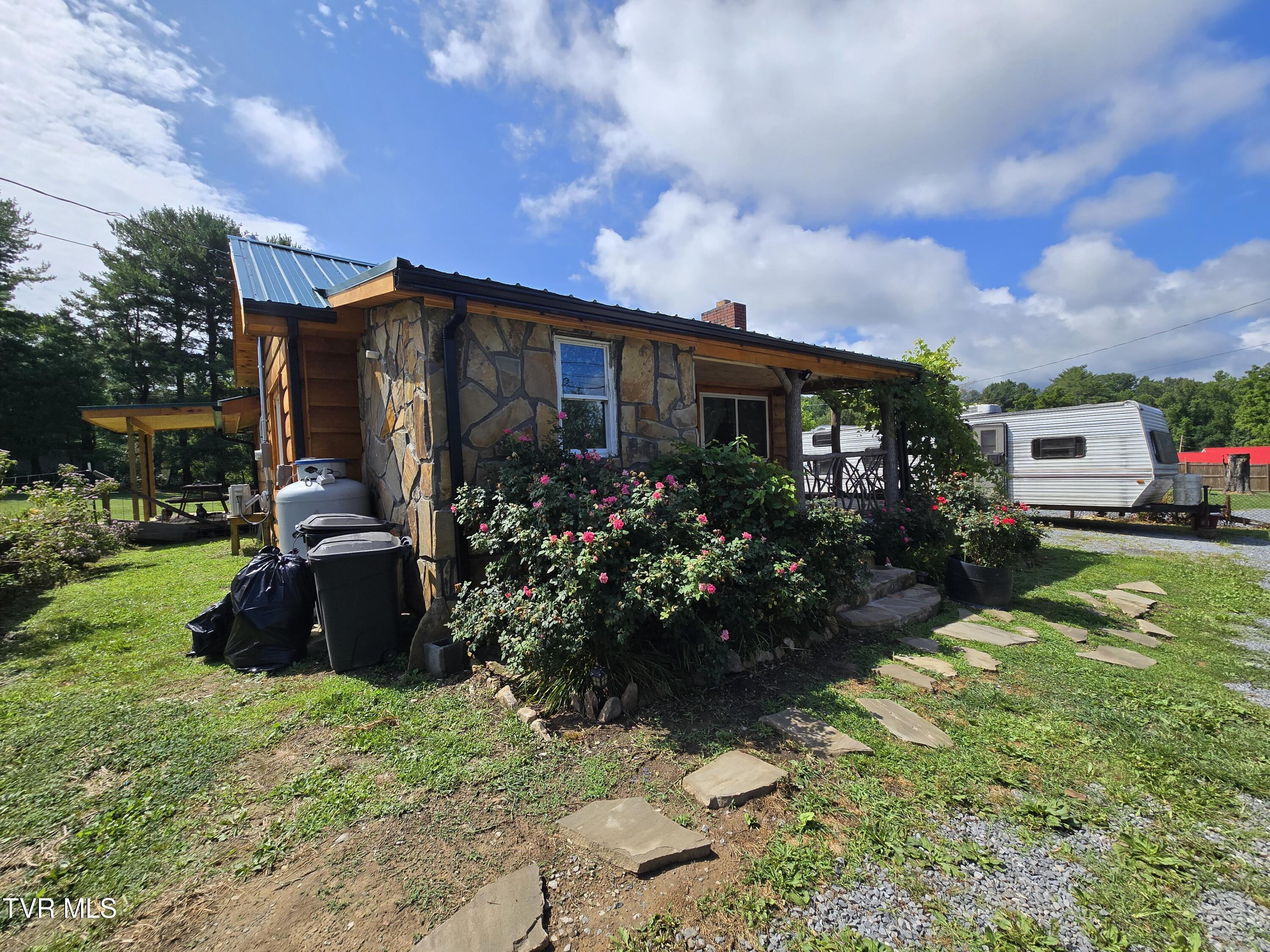 373 Cedar Grove Road