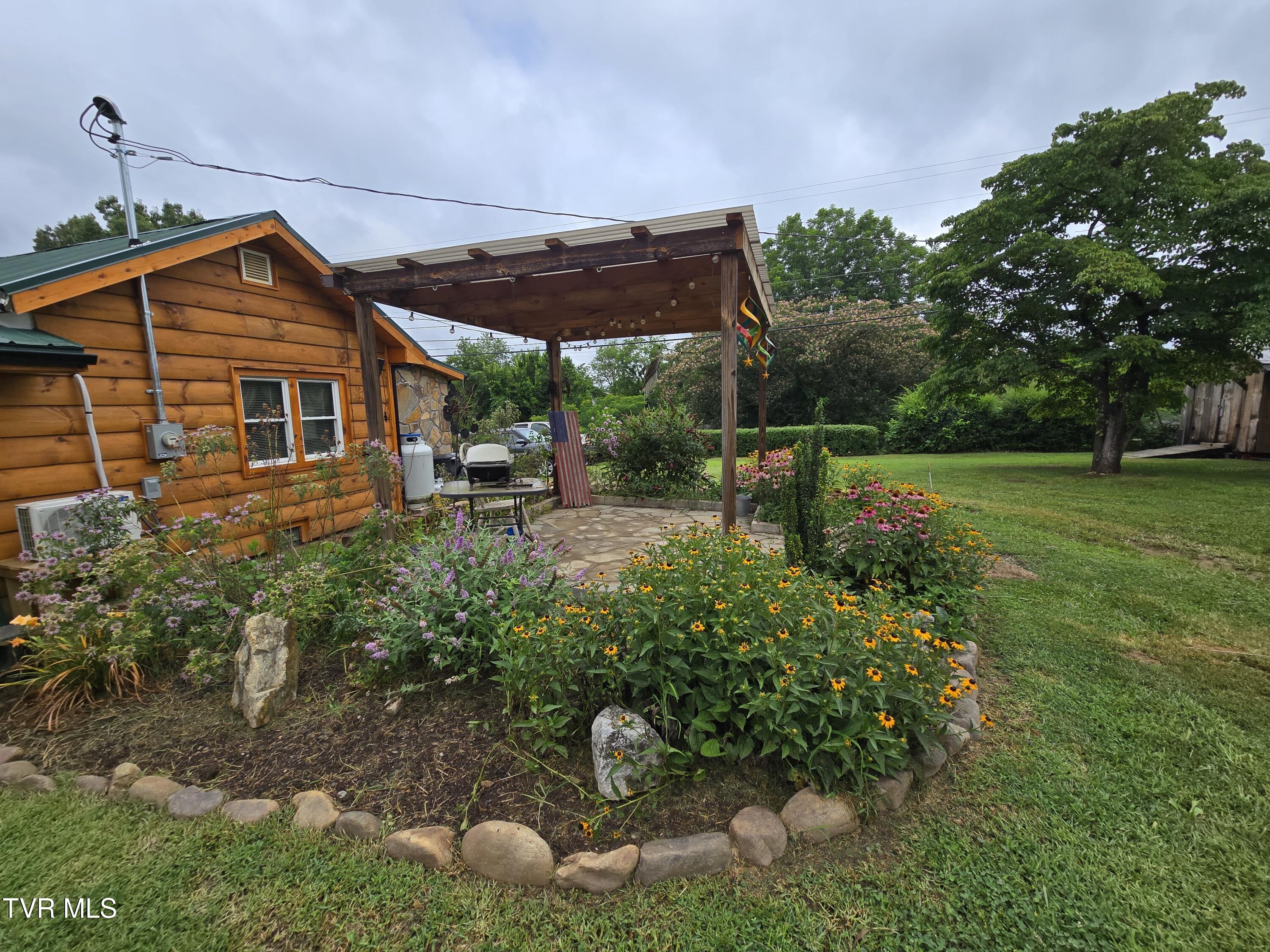 373 Cedar Grove Road