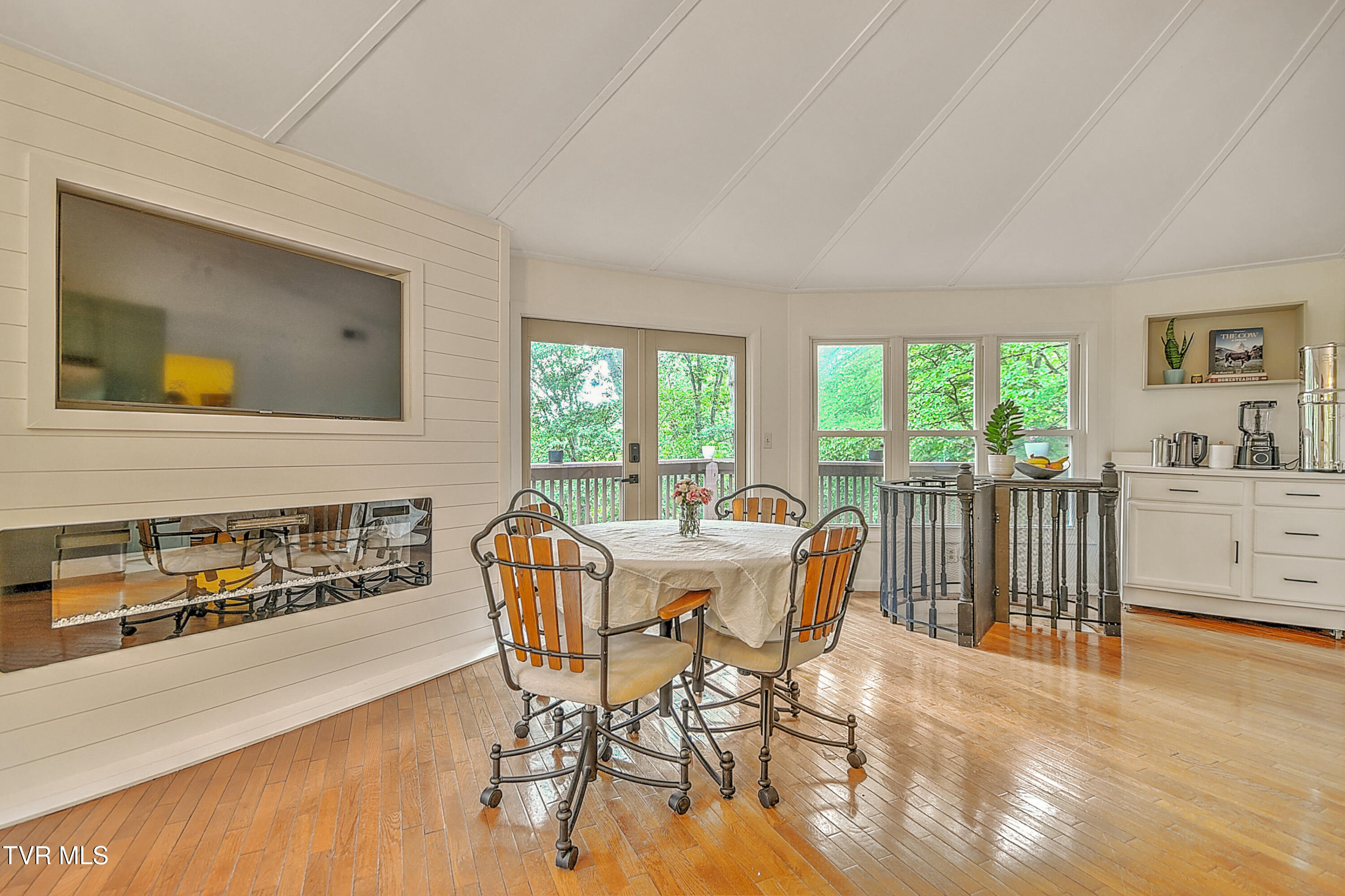 239 Stevenson Hill Road