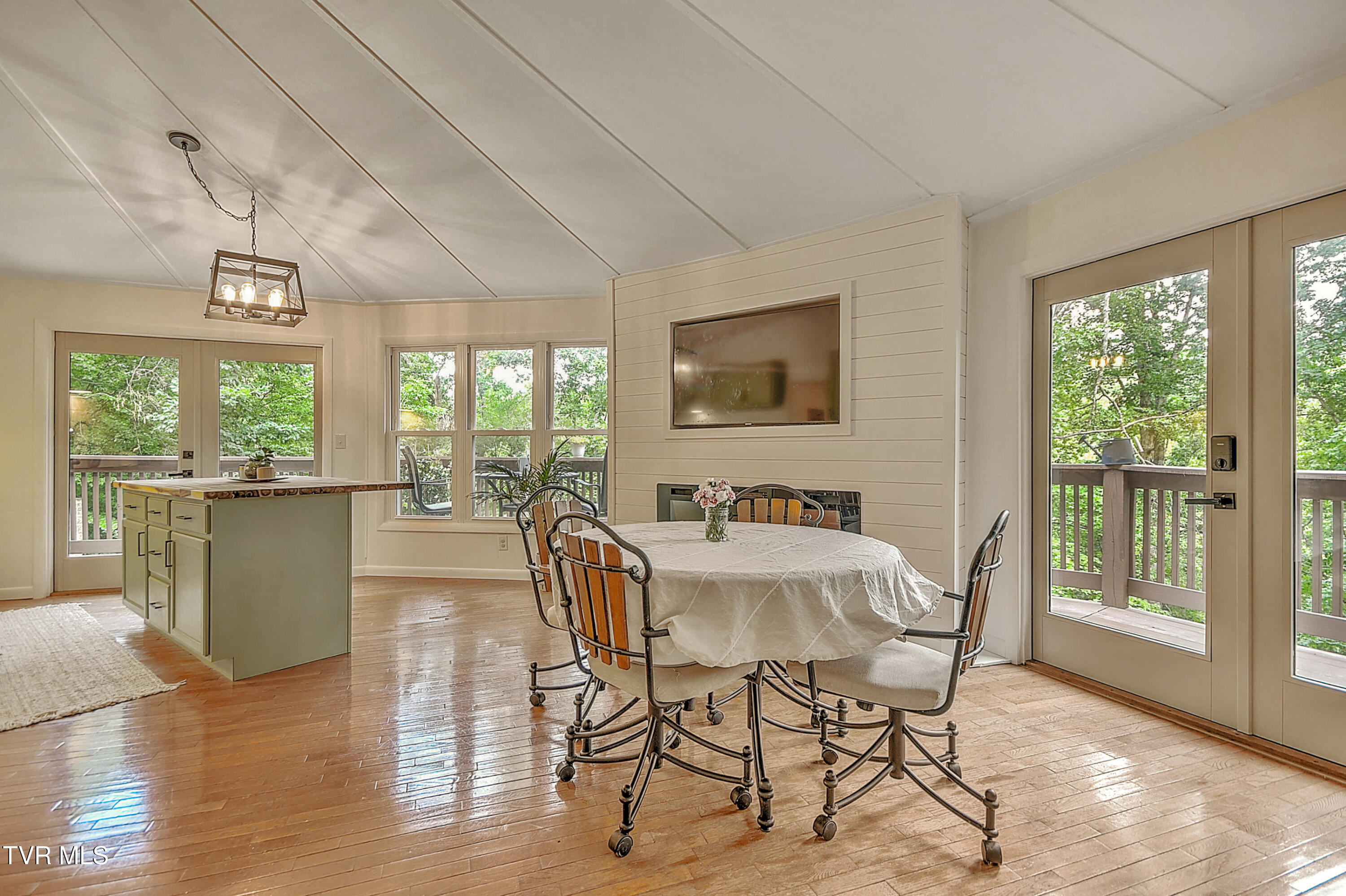 239 Stevenson Hill Road