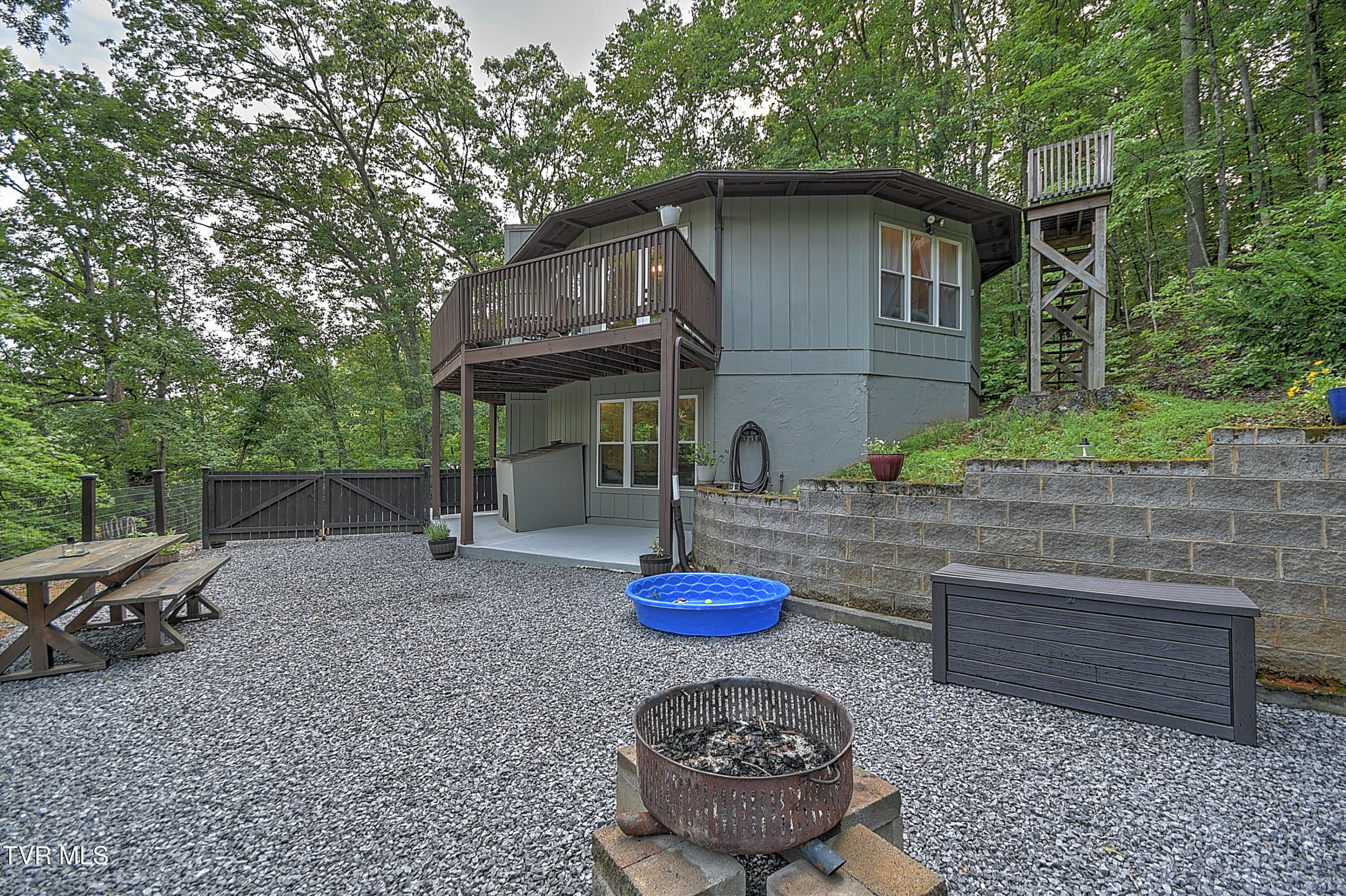 239 Stevenson Hill Road