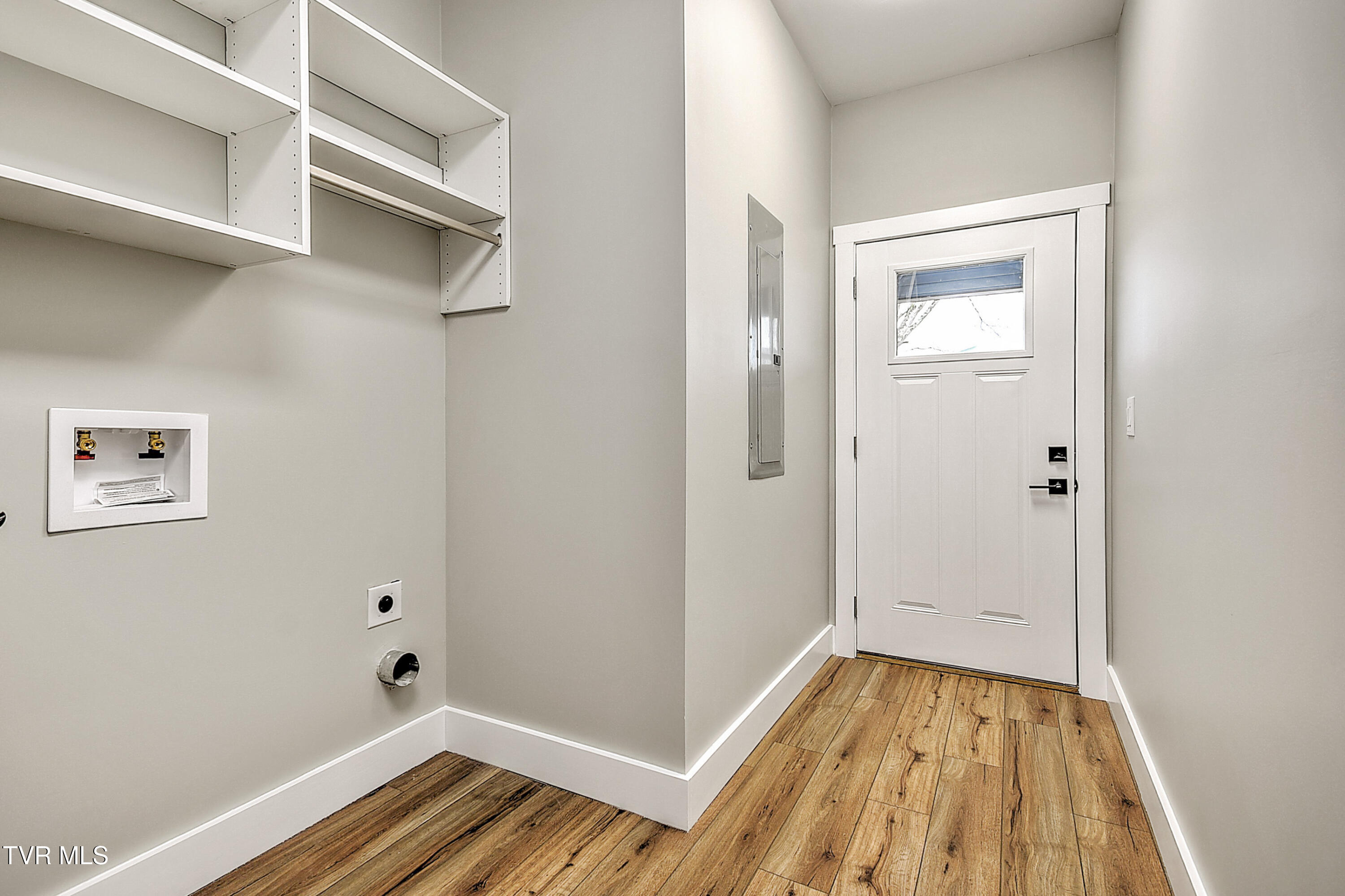 1805 Rock Springs Road