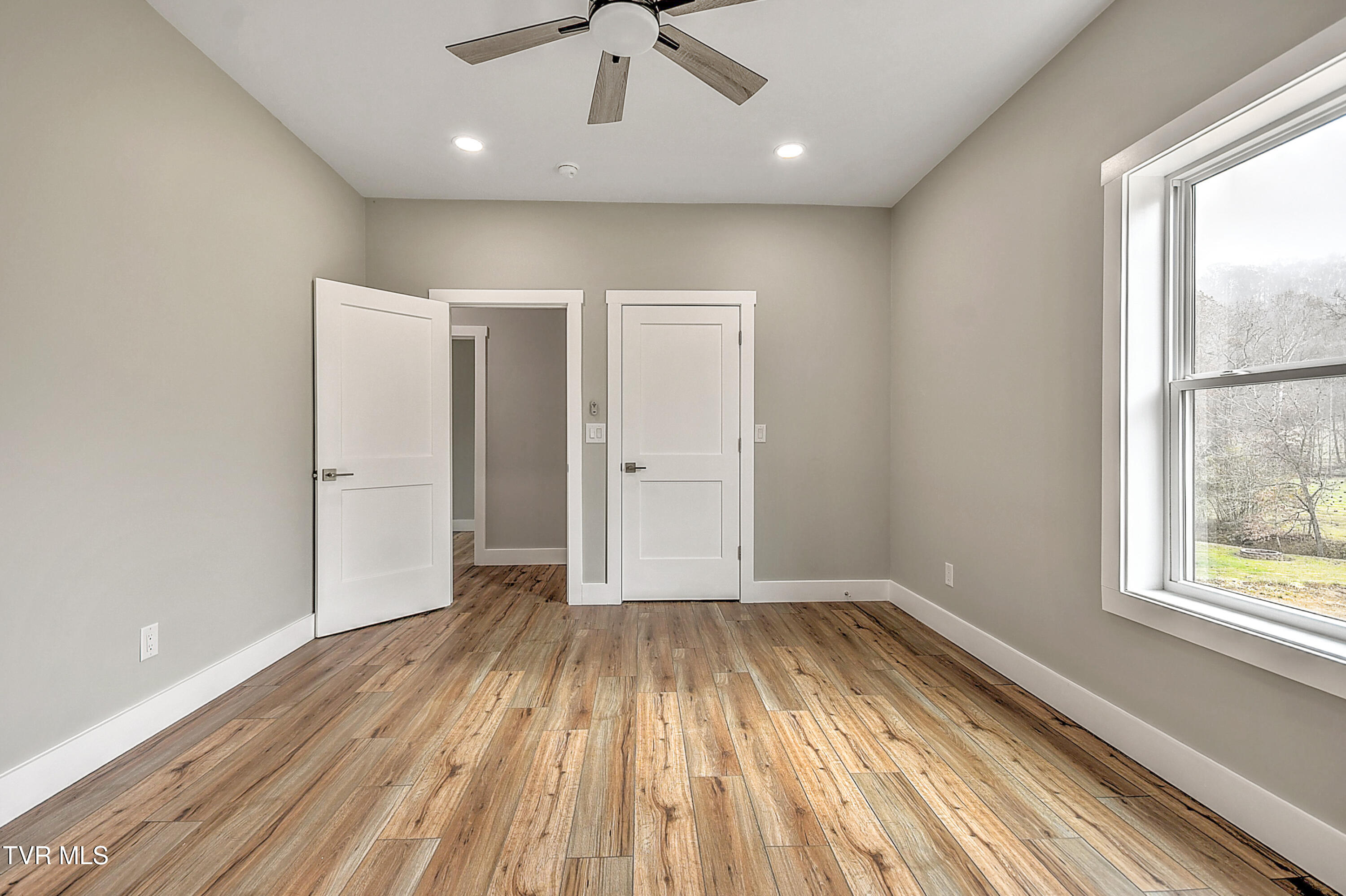 1805 Rock Springs Road