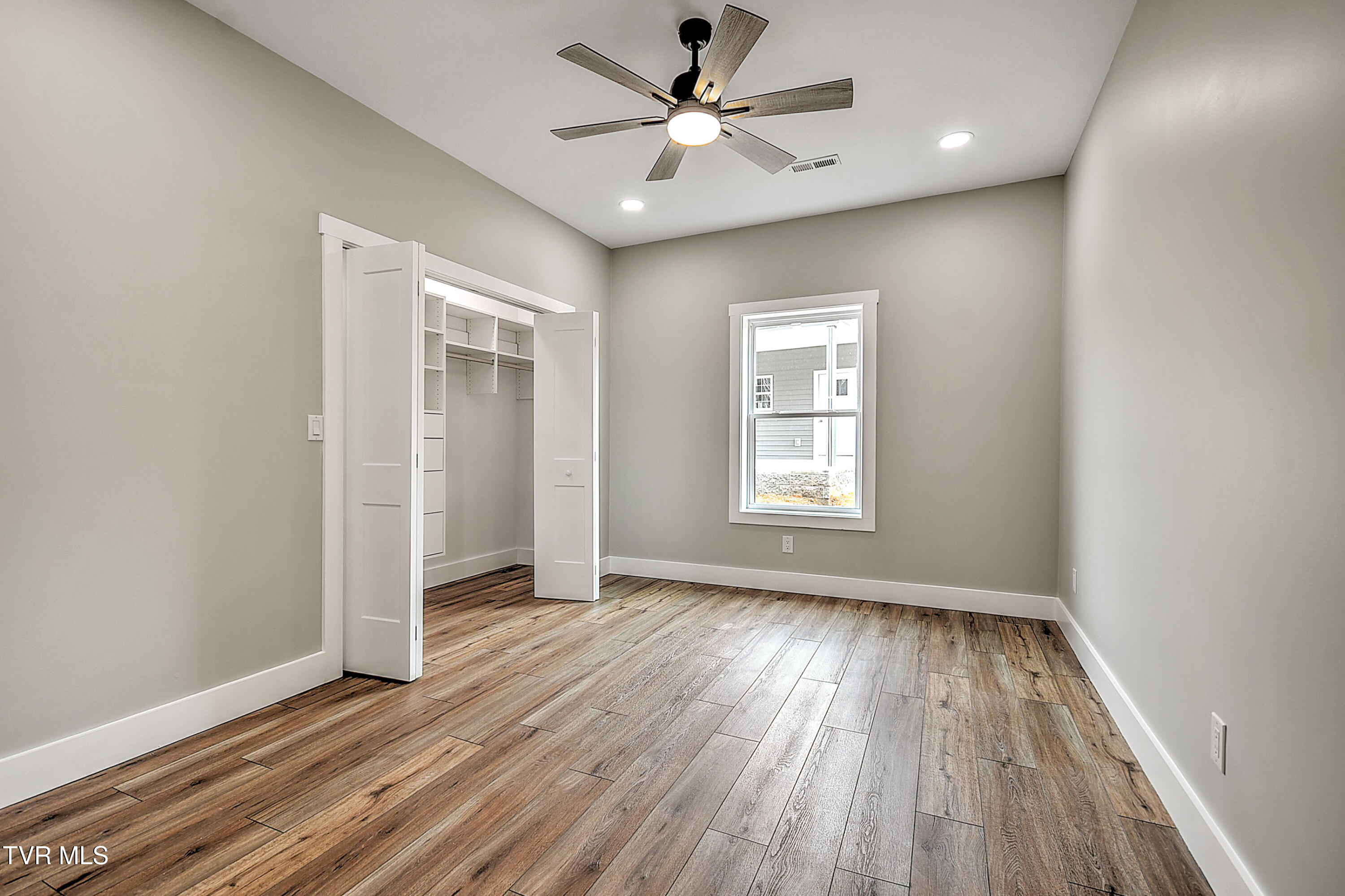 1805 Rock Springs Road