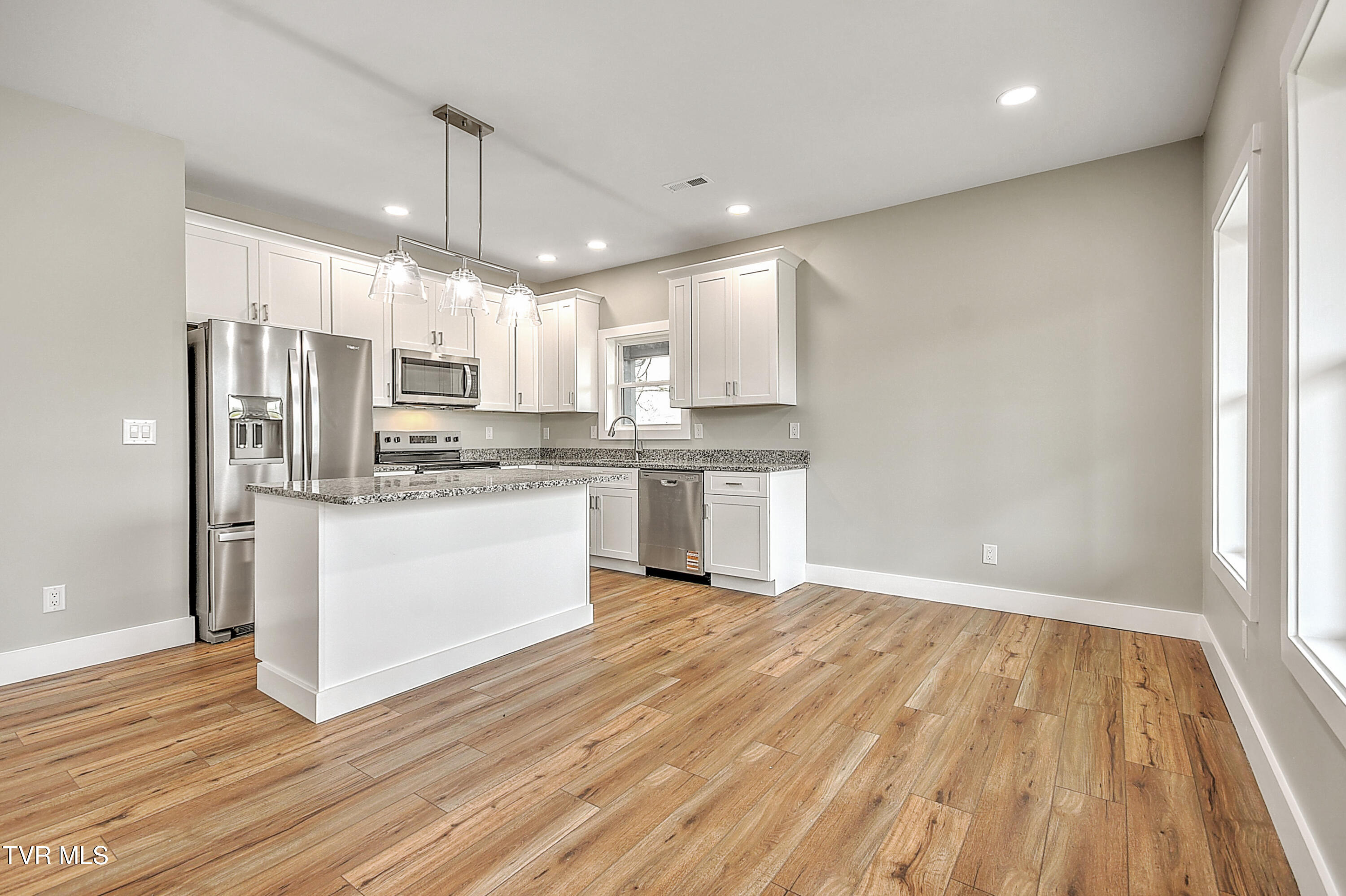 1805 Rock Springs Road