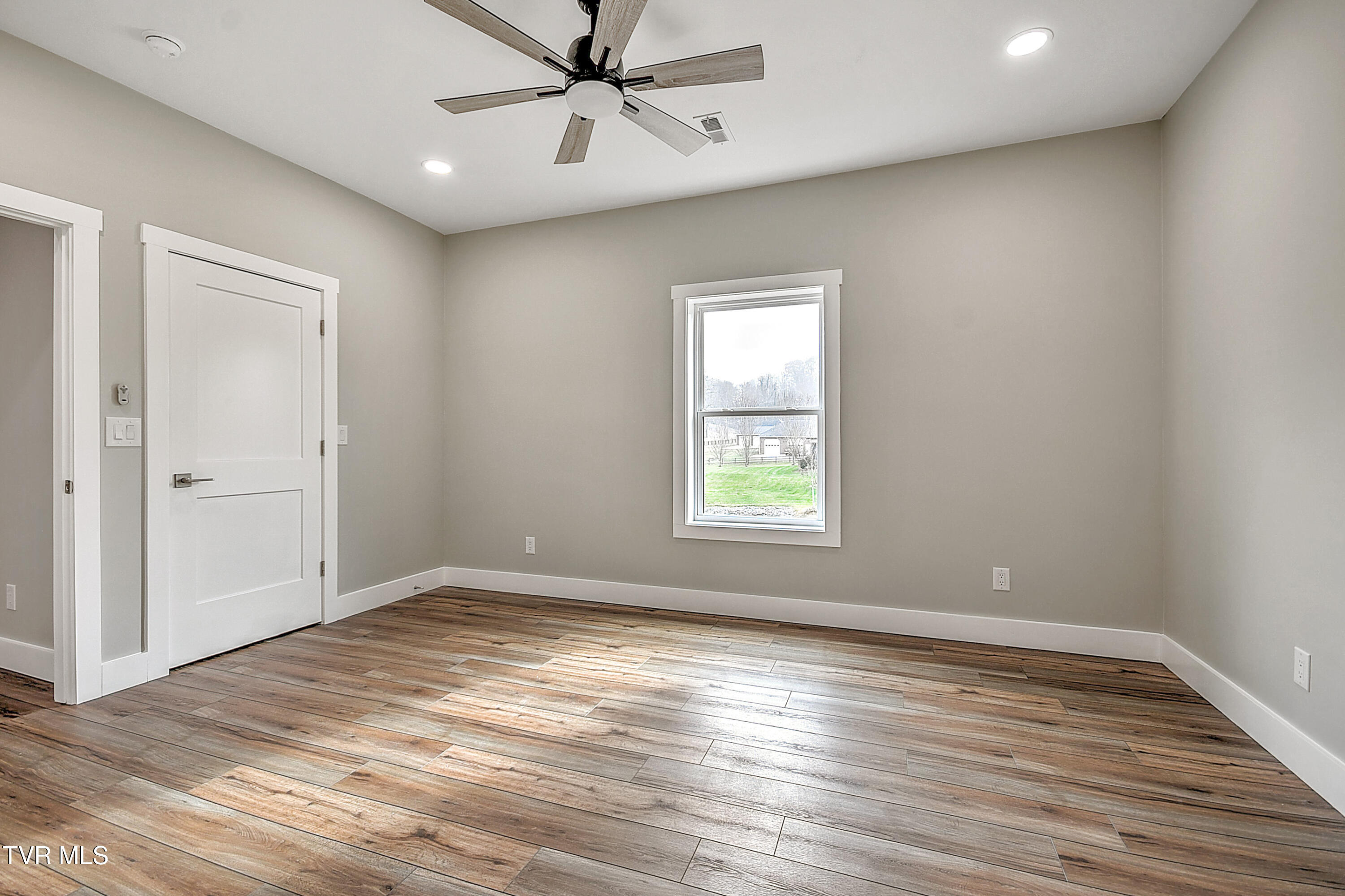 1805 Rock Springs Road