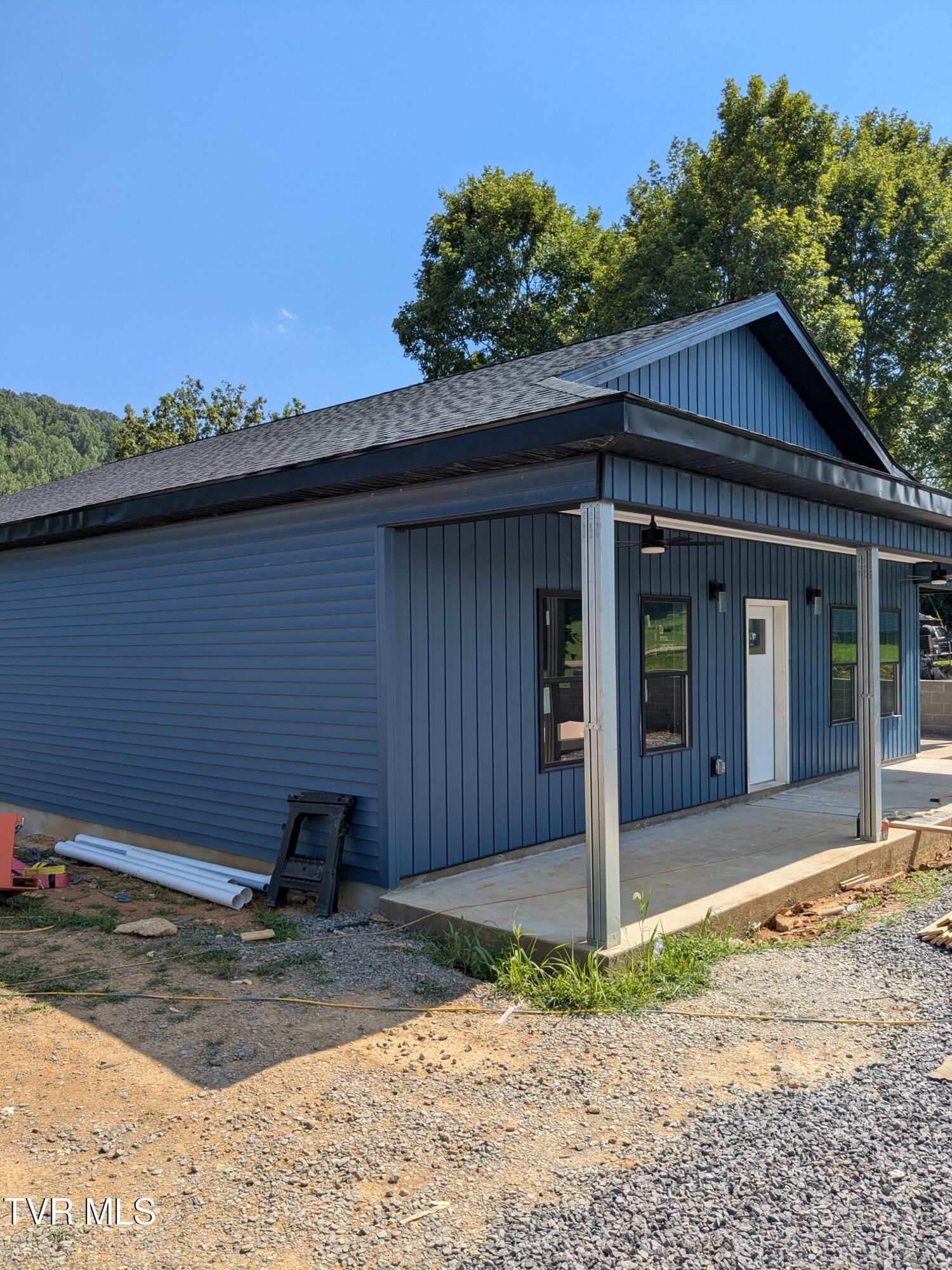 1805 Rock Springs Road