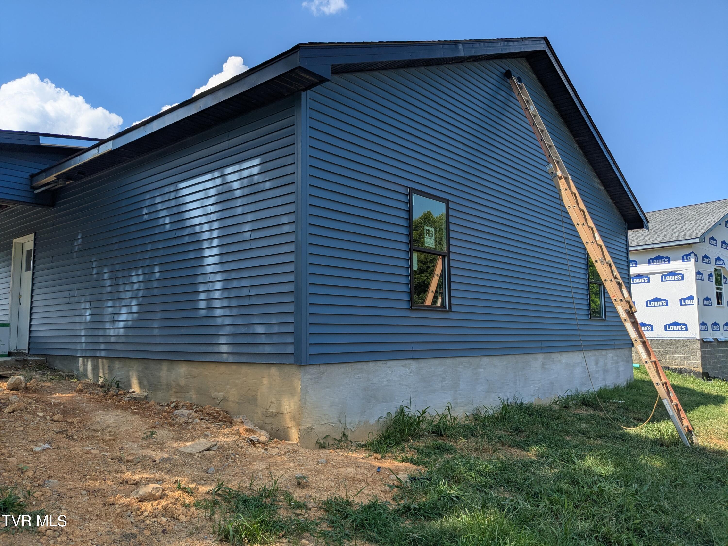 1805 Rock Springs Road