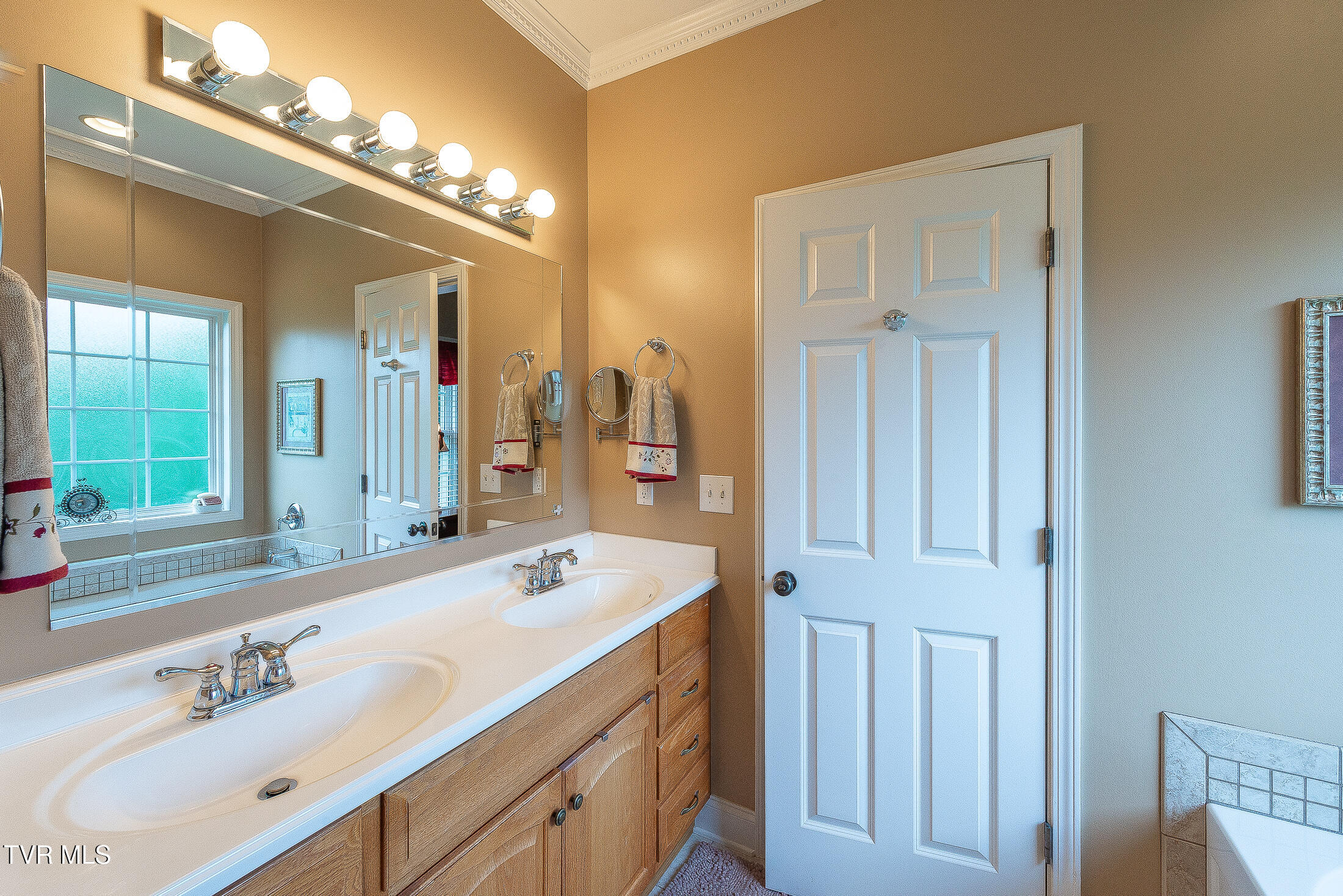 1560 Rock Springs Road