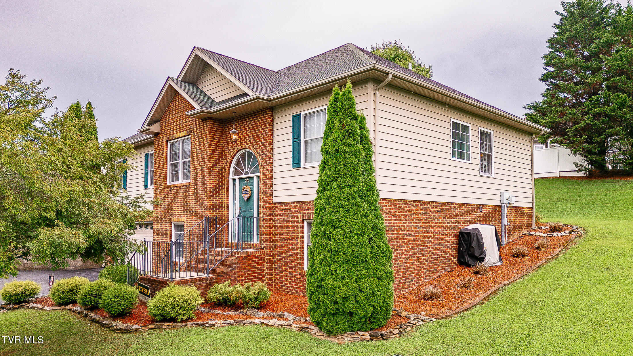 1560 Rock Springs Road