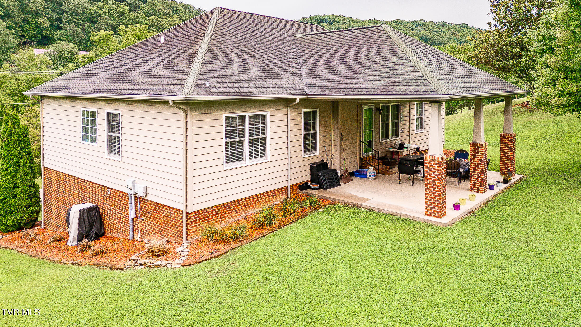 1560 Rock Springs Road